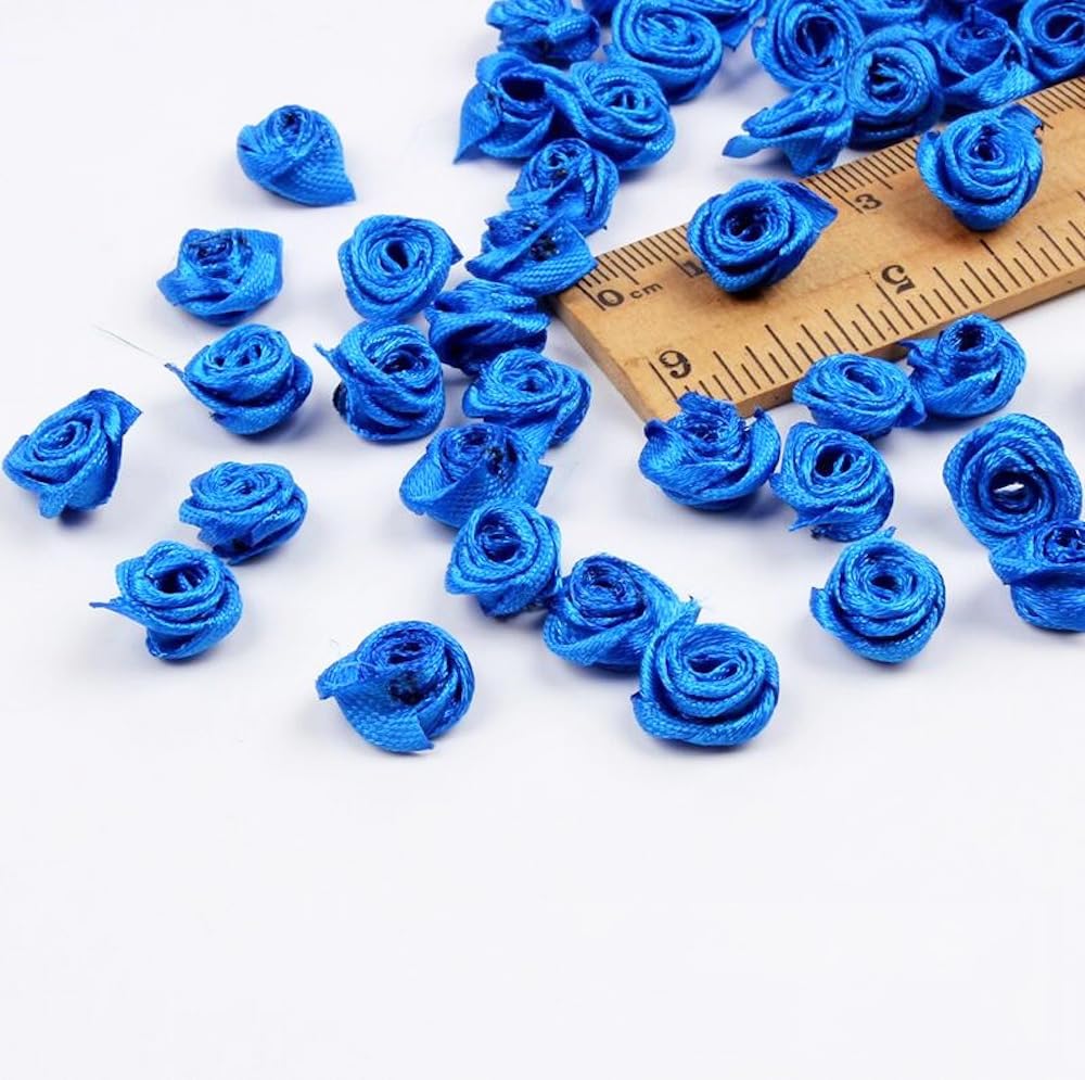 WhakanoPack of 100 Mini Artificial Flowers Rose Heads 1.5 cm, Satin Roses for Crafts, Flower Appliques, Decorative Roses, Small Rose Heads for Valentine's Day, Mother's Day, Wedding, Party, Home
