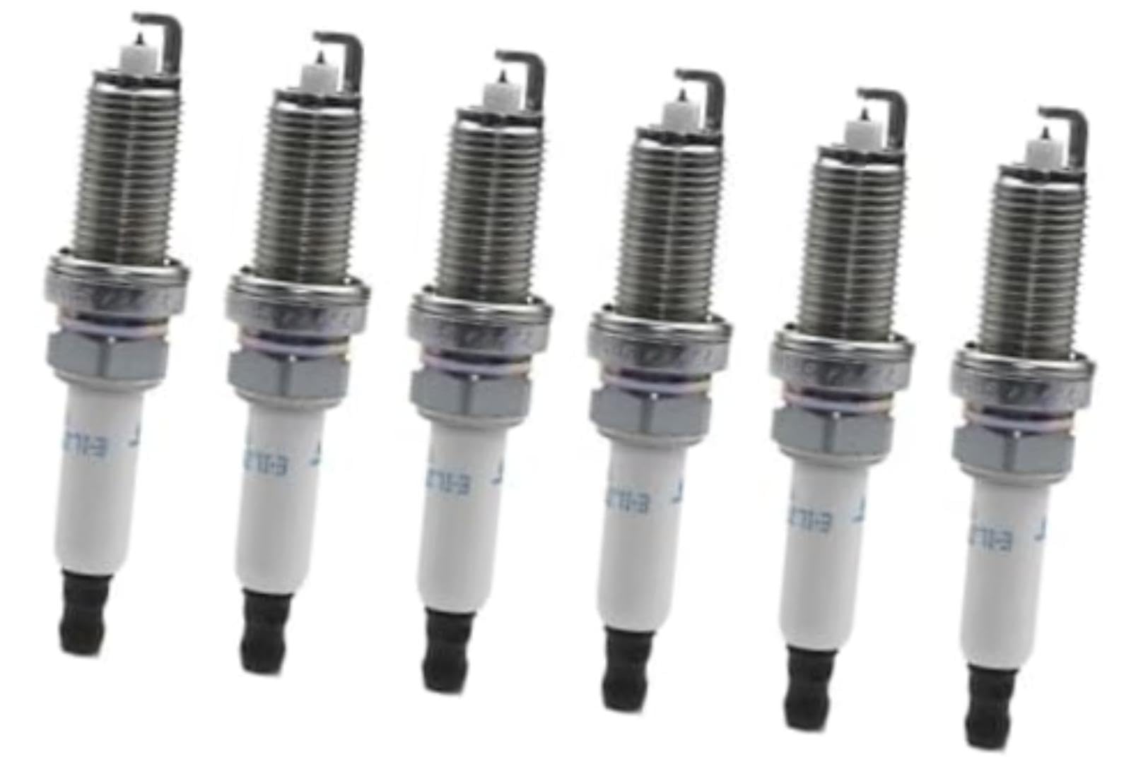 Dla Bmw 130I 323I 525I, dla Porsche, dla 911, dla CAYENNE, dla Peugeota 407, dla Citroena C5, dla DODGE, dla Faw, dla Haima 12120032137 Akcesoria Świece zapłonowe Wtyczka do (6pcs)