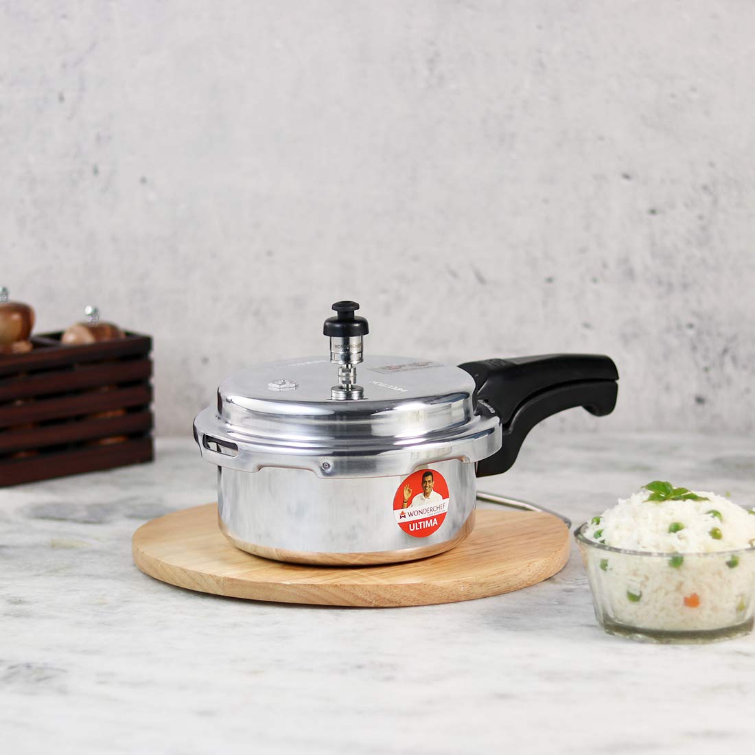 Wonderchef Ultima Outer Lid Indian Cooking Aluminum Pressure Cooker, 2 Quarts, Silver
