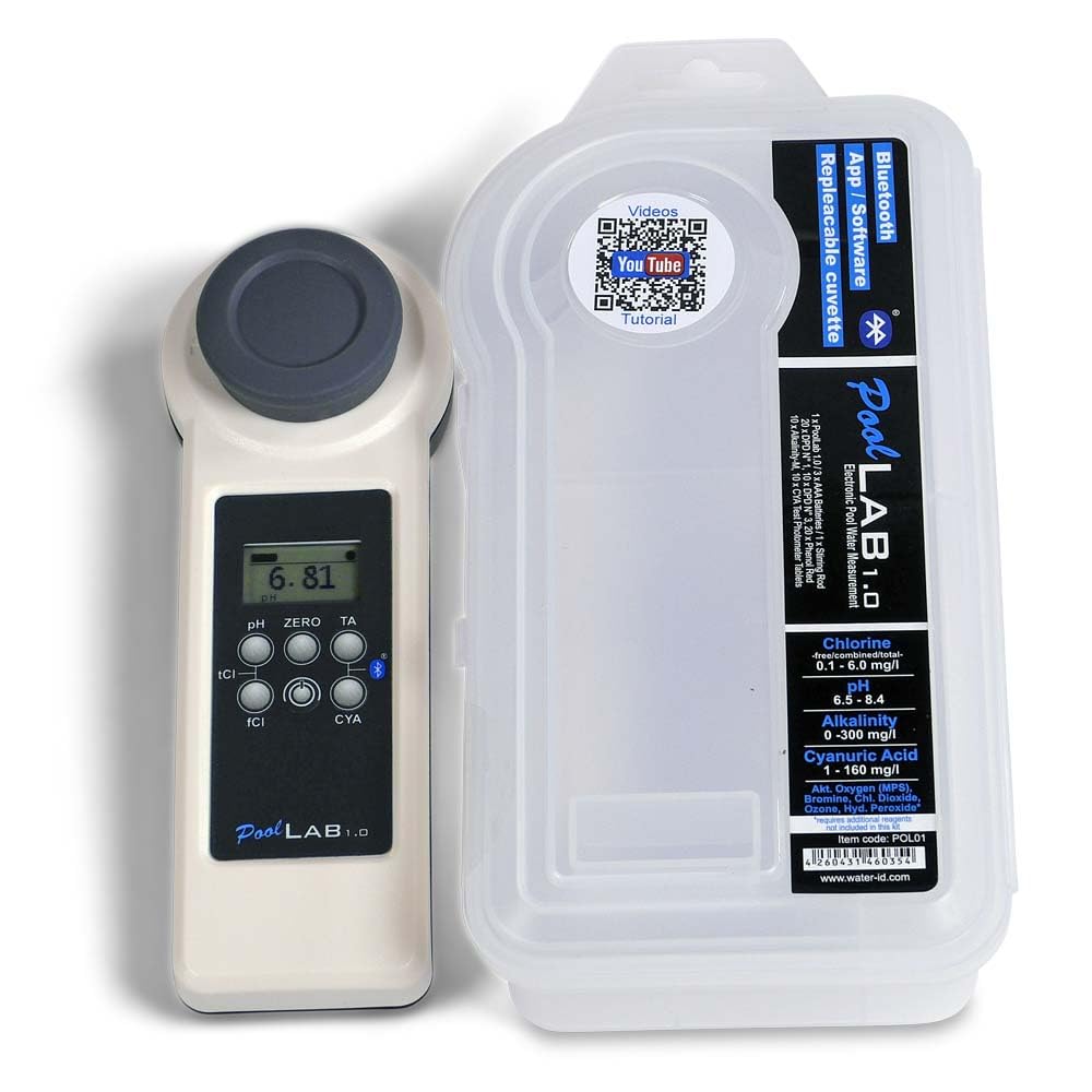 PoolLab 1.0 Photometer Premium Edition - 13 in 1 Pooltester mit Bluetooth 4.0 - IP68 wasserfest - pH Chlor Alkalinität Cyanursäure - inkl. Refill-Pack & Ersatz-Küvette