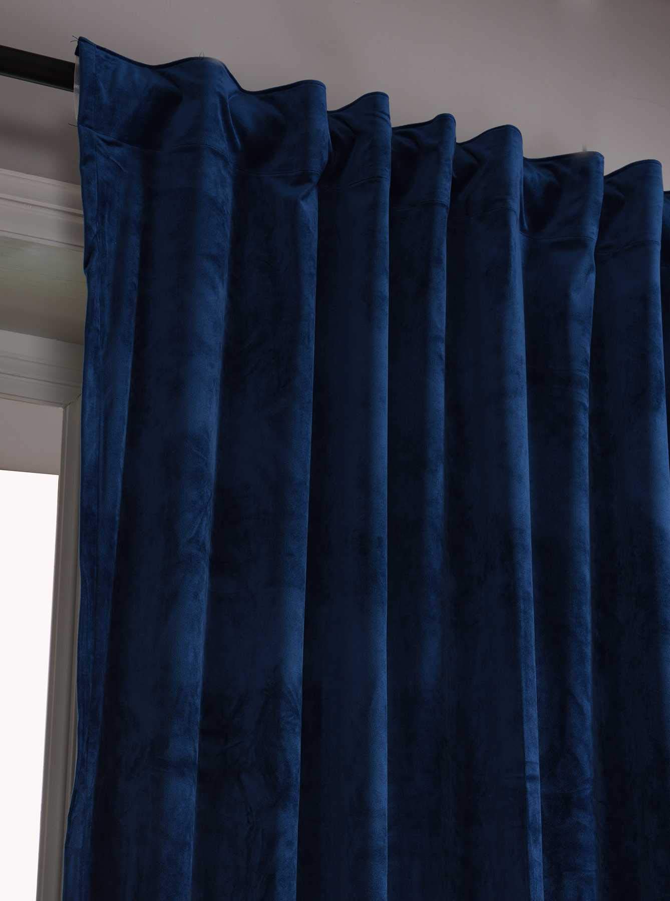 Gardinenbox Milano 20357 Lot de 2 Rideaux occultants, en Velours, Opaques, avec Passants de Tunnel, Bande à Repasser, pouvant être raccourcies, Bleu, 280 x 135 cm (H x l)