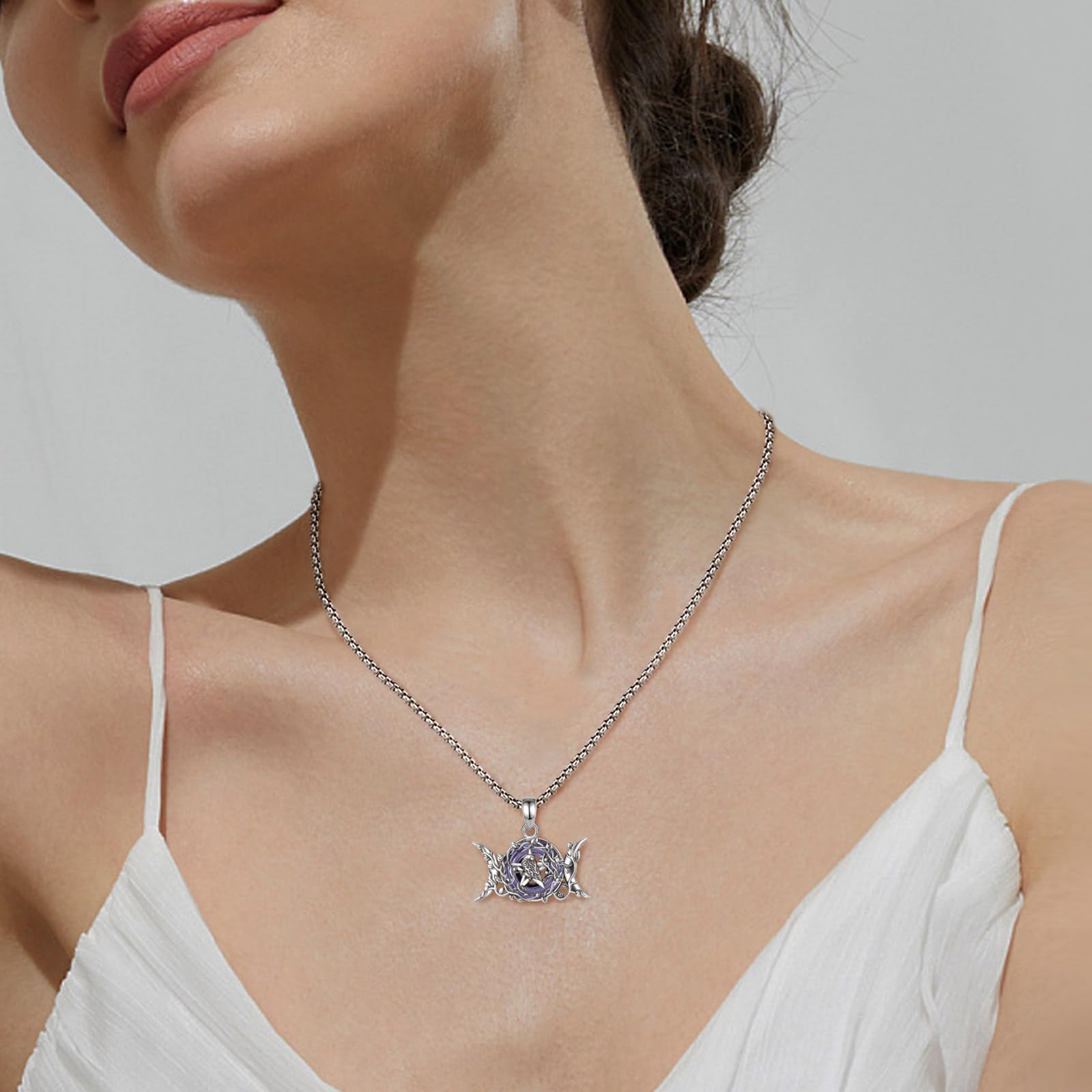 AEONSLOVE Colgante Diosa Hécate Plata de Ley 925 para Mujer, Collar Diosa Lilith Medalla Rueda de Hécate/Diosa Triple Luna, Joyas Brujería Wicca