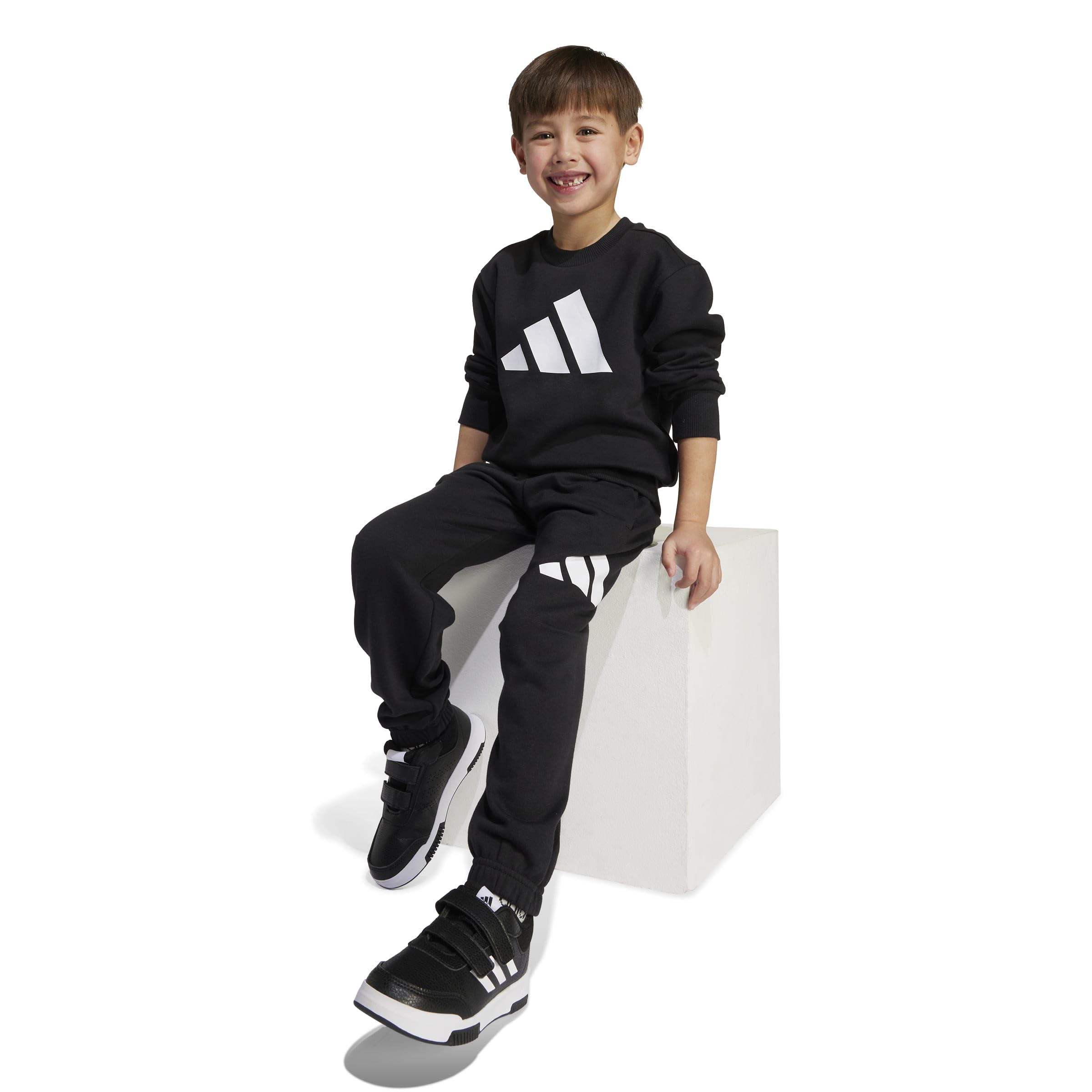 adidas Uniseks - dzieci Essentials Jogger Track Suit, black/white, 4-5 Years