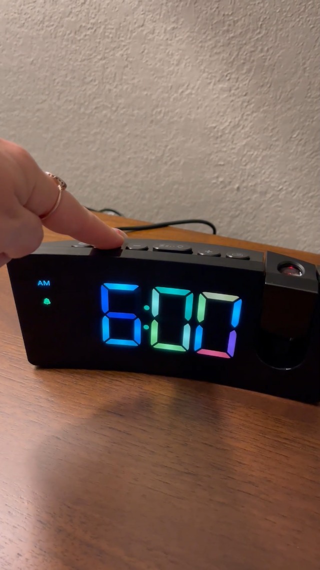RGB LED CLOCK RAINBOW TIME 置時計 イミテーション ニキシー管