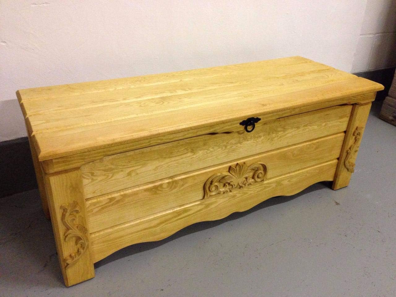 DECOCRAFT Rustic Oak Wooden Chest Blanket Box Coffee Table Trunk