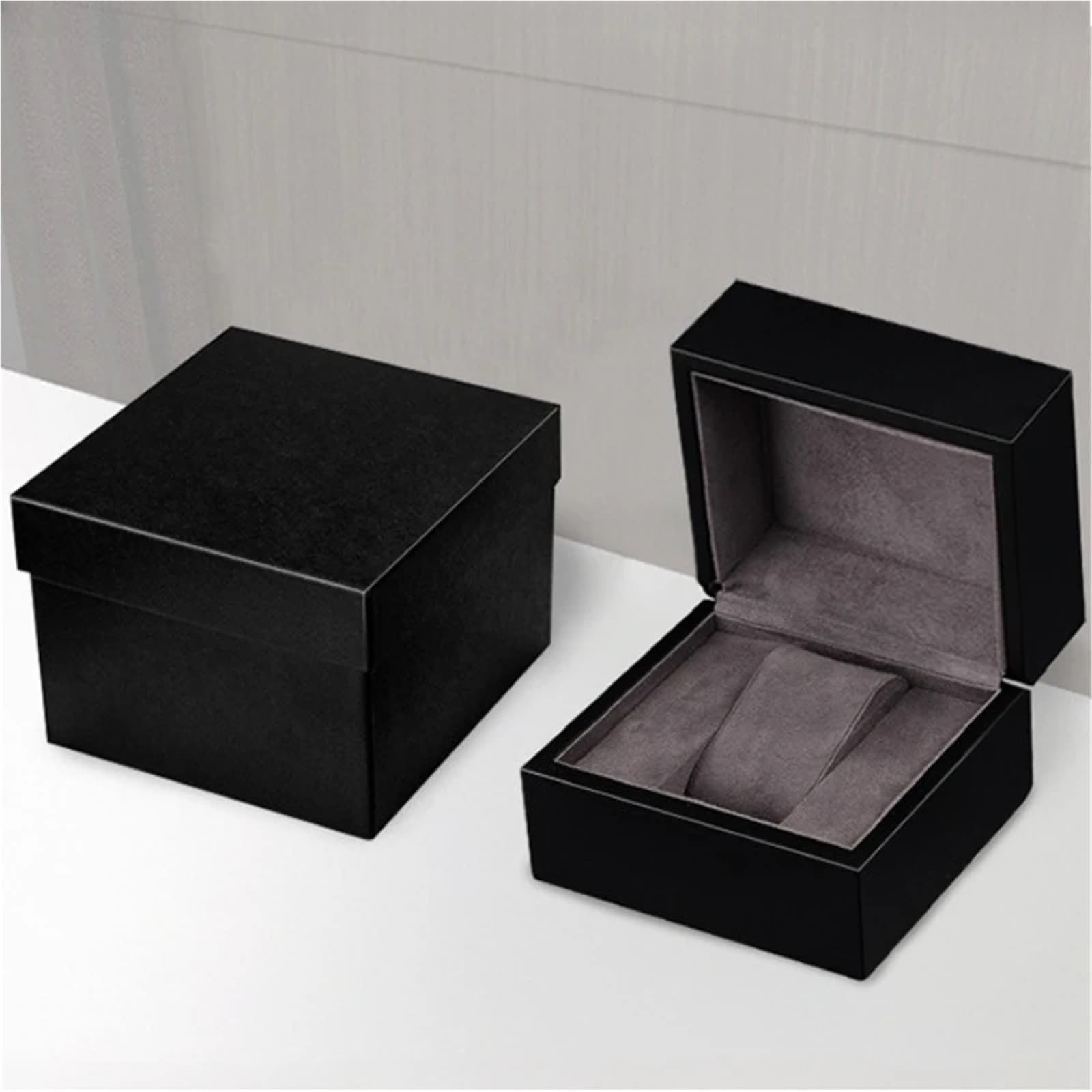 Porta Orologi Legno Scatola for orologi da uomo in legno nero opaco | Espositore for imballaggio for una persona con velluto grigio
