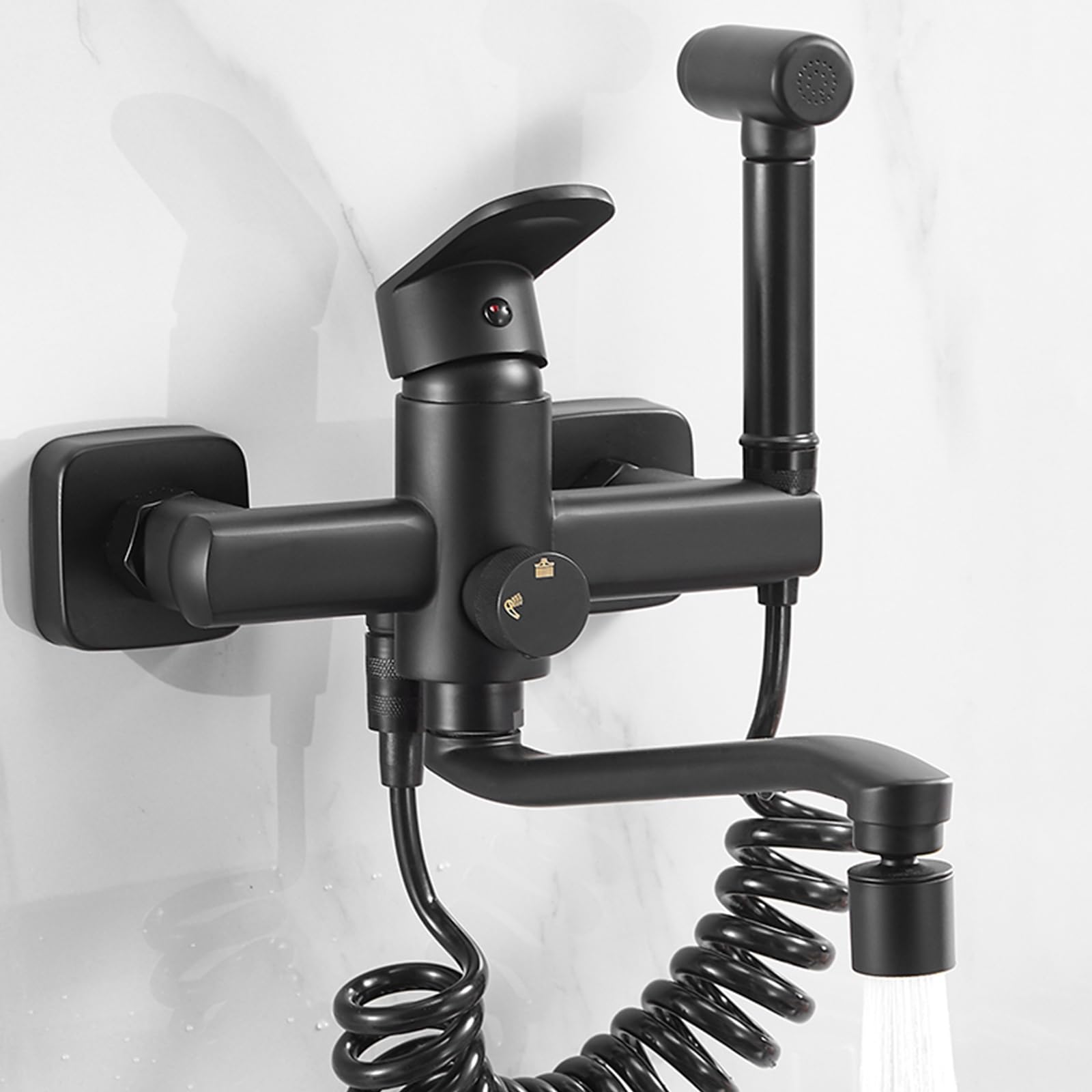 ZBBDFAZD Wall Kitchen Taps with Spray Kitchen Faucet Tap Black 360 ° Swivel Spout Sink Taps for Kitchen, Dual Mode, 20cm Made in China