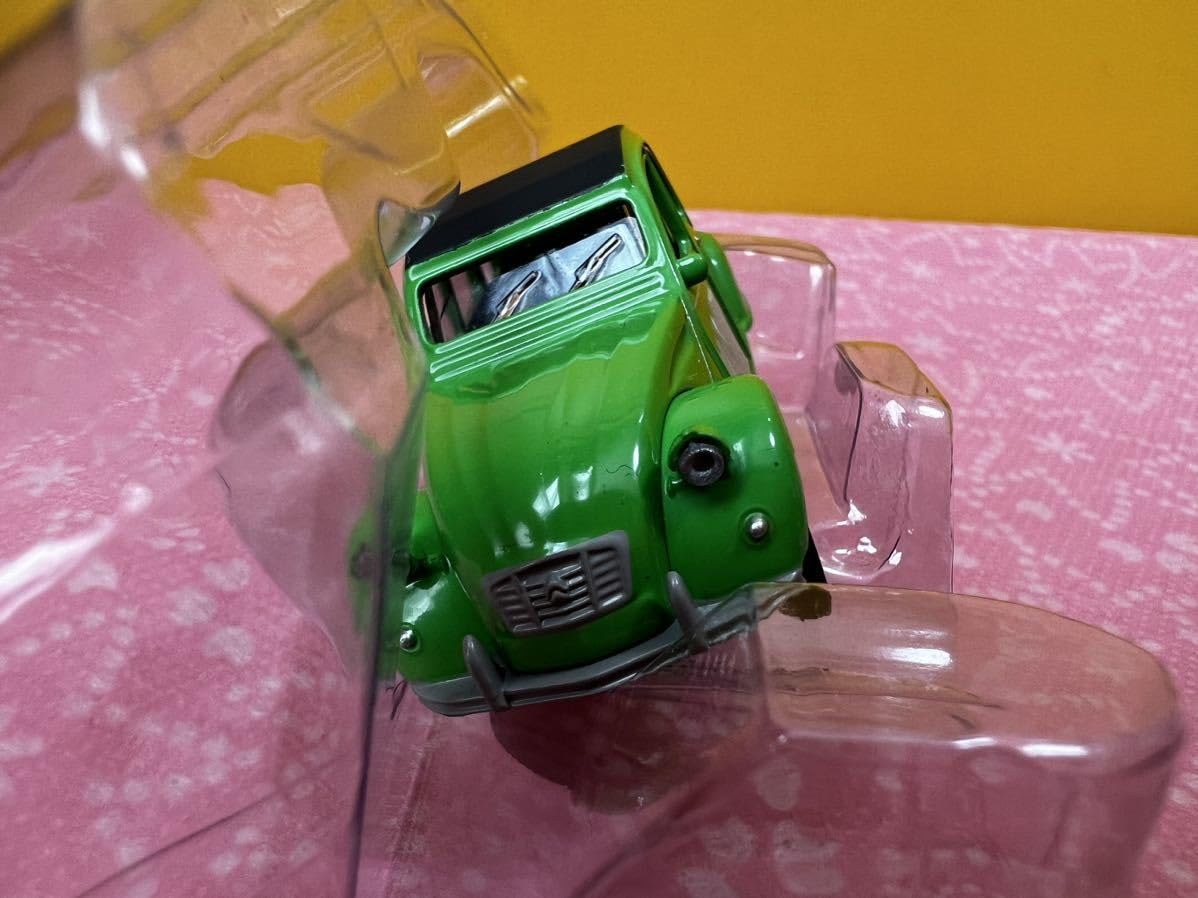 Amazon.co.jp: CITROEN シトロエン 2CV ミニカー 黄緑 ノレブ社製 1/64