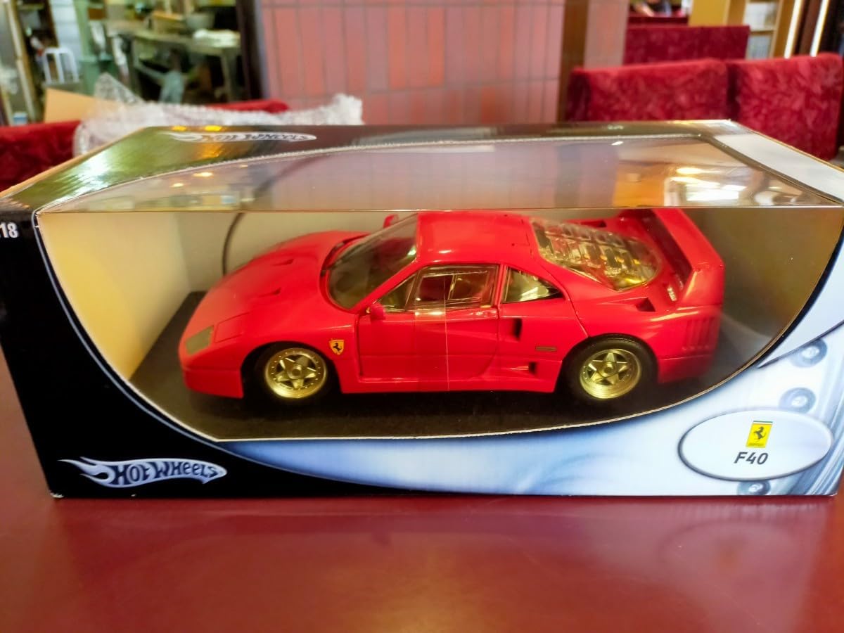 Amazon | 未開封 1/18 フェラーリ F40 | ミニカー・ダイキャストカー 