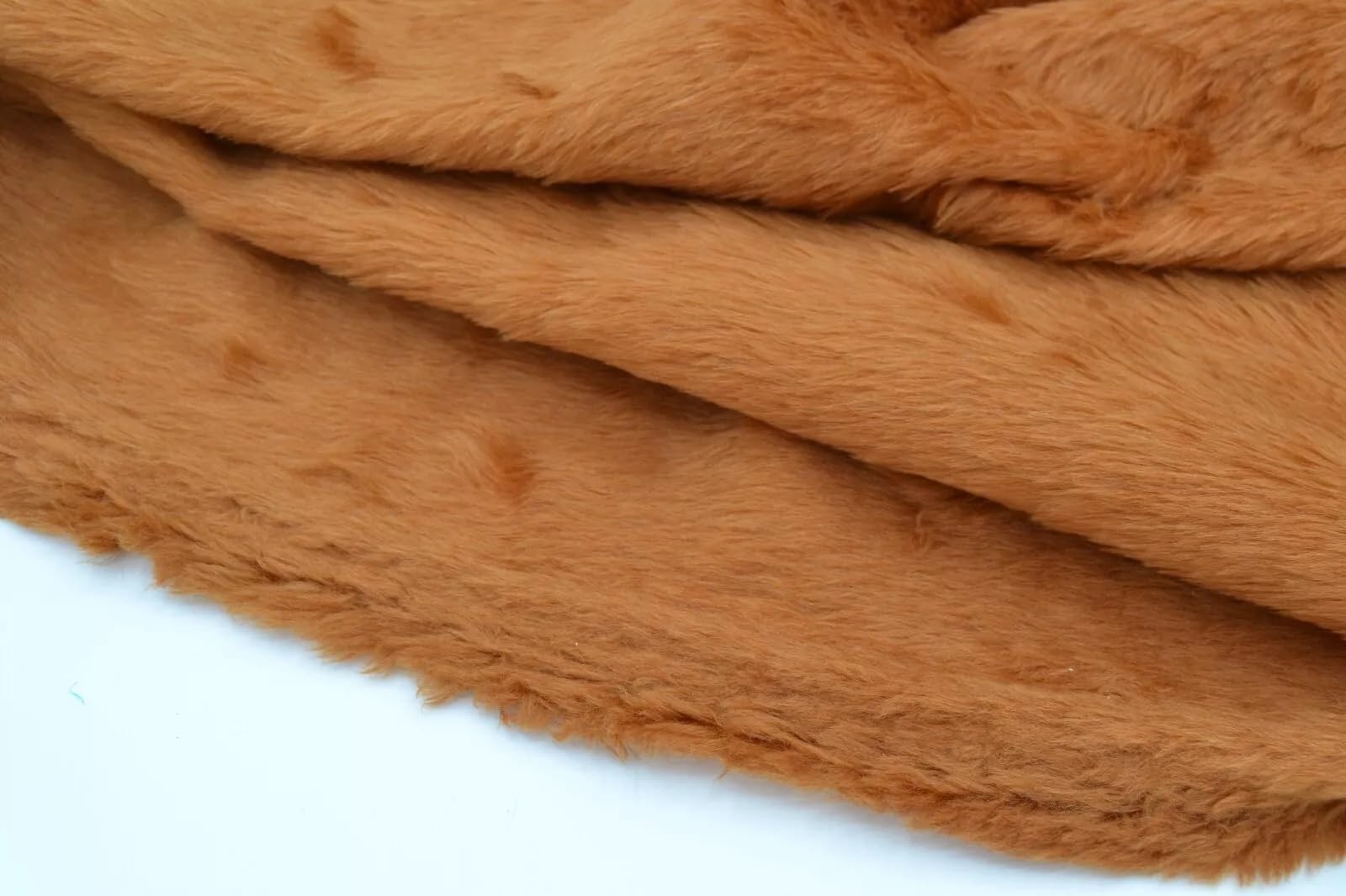 celloexpress Chestnut Fun Fur - 15mm Pile Teddy Bear & Soft Toy Making Faux Animal Fabric (1/4m - 50cm x 75cm)