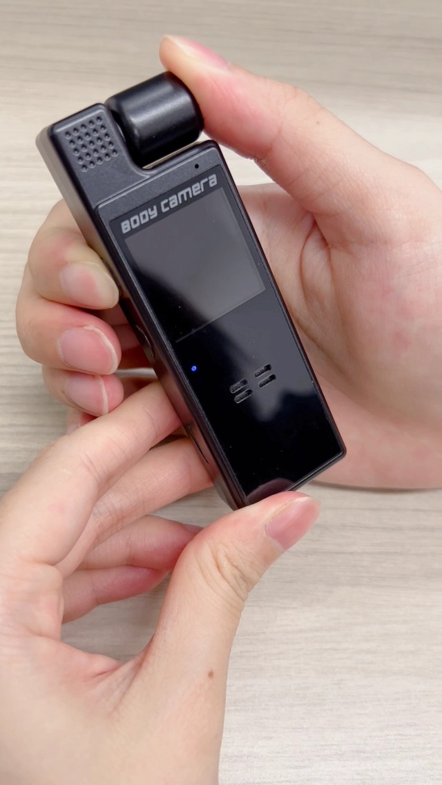 Amazon.co.jp: 【リアルタイム鑑賞可】 クリップ型 ウェアラブルカメラ