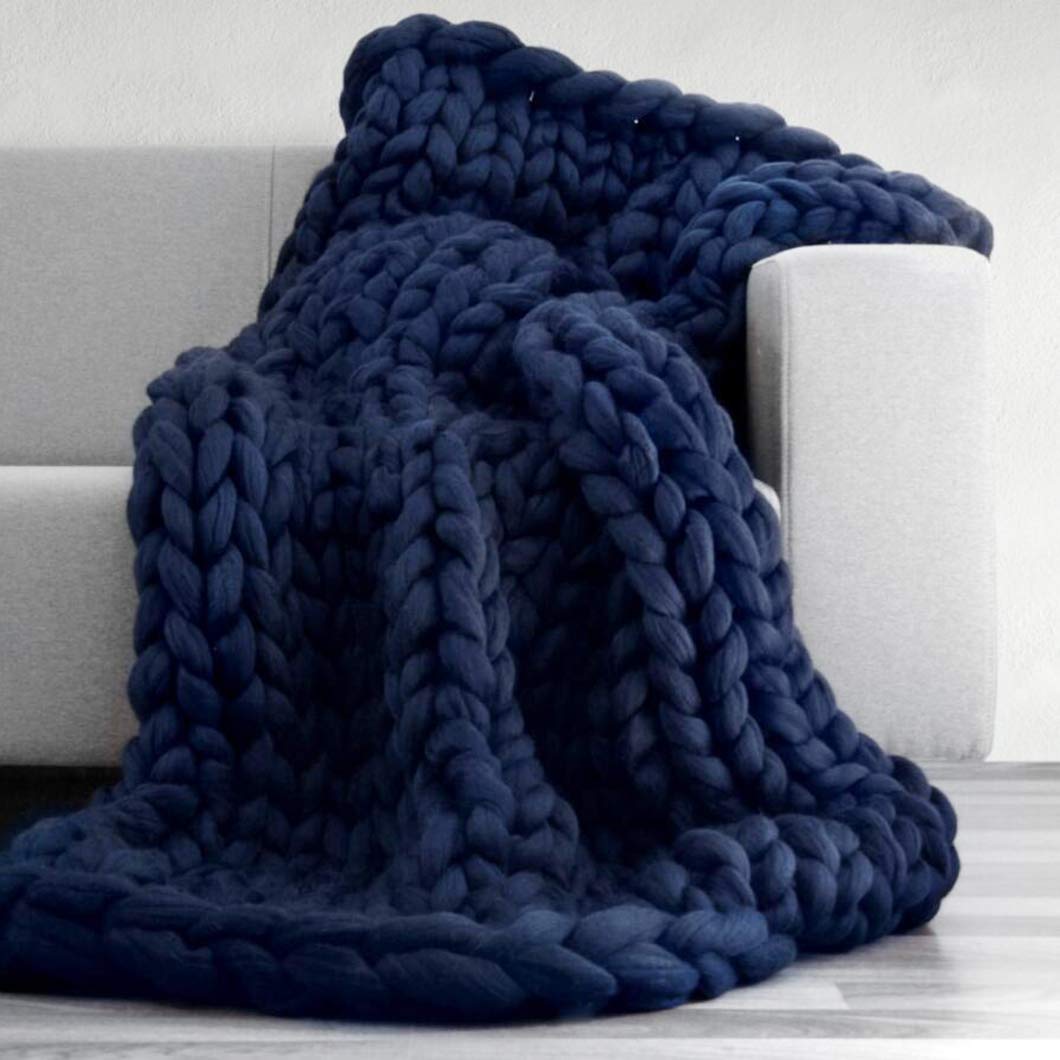 トップス MADISON BLUE HAND-KNITTED CUNKY KN PO Blue Knit Navy Chunky Throw Blanket Madison Park Chenille Chunky