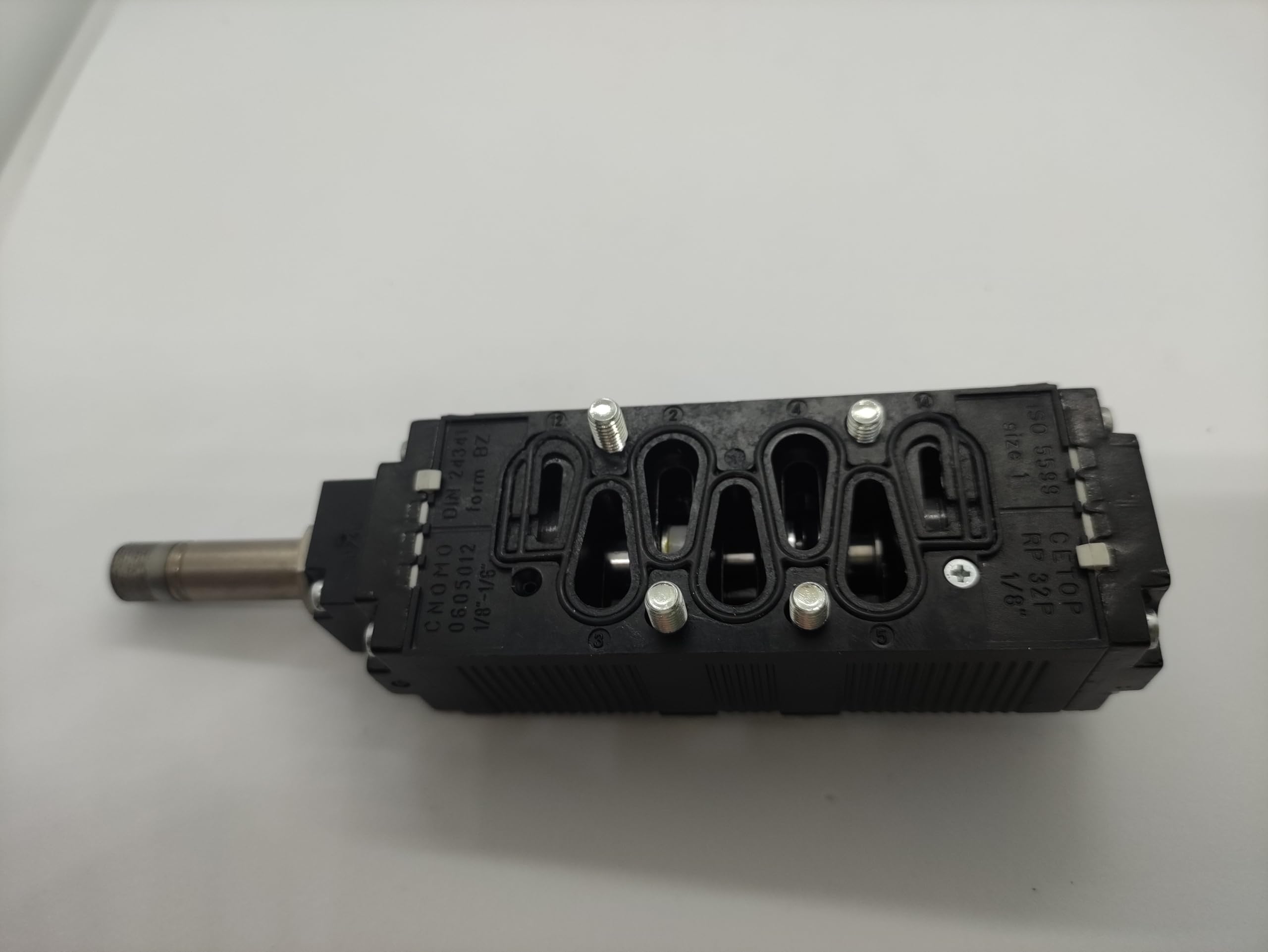 UNIVER AE-1000 Elektroventil 5/2 ISO1 G1/8-1/4 Serie leicht