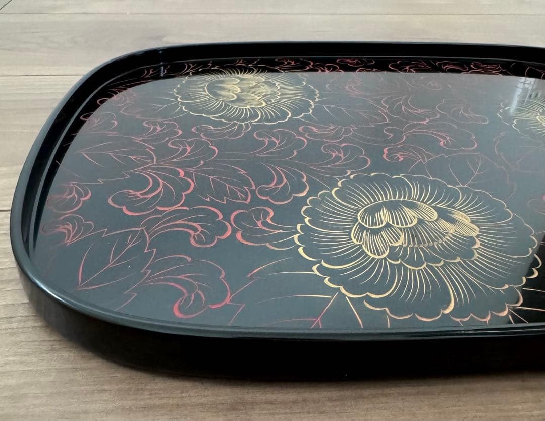 Amazon | 輪島塗 御盆 沈朱沈金牡丹 七村漆器店 | ノーブランド品