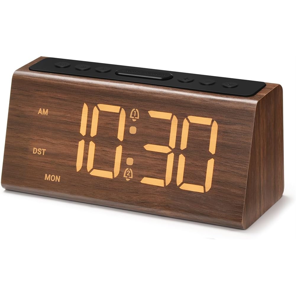 Hndhbfgrt Wooden Digital Alarm Clock for Bedroom,Electric Desk Clock with USB Port,Loud Alarm for Heavy Sleepers,Snooze,DST