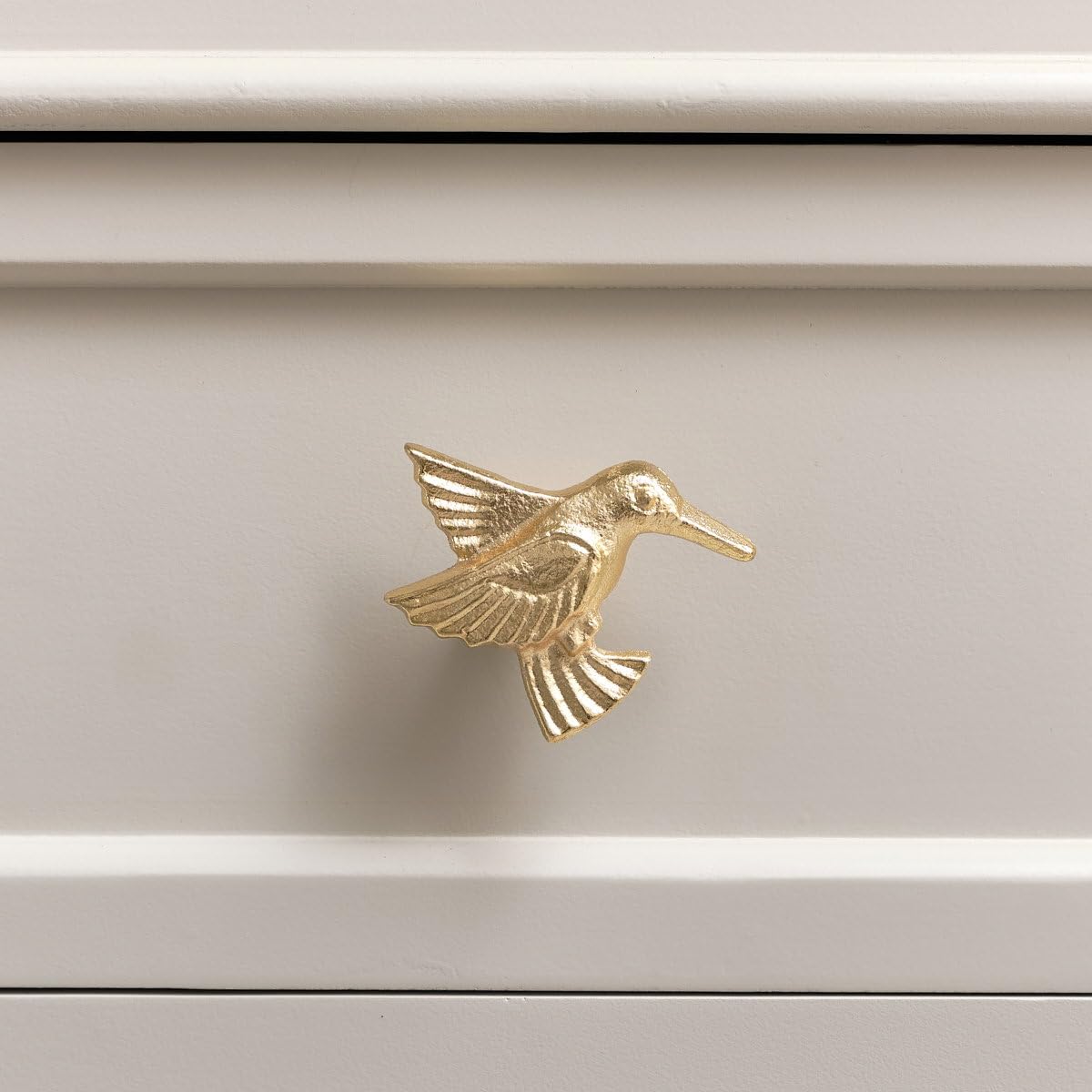 Melody Maison Gold Shiny Humming Bird Drawer Knob