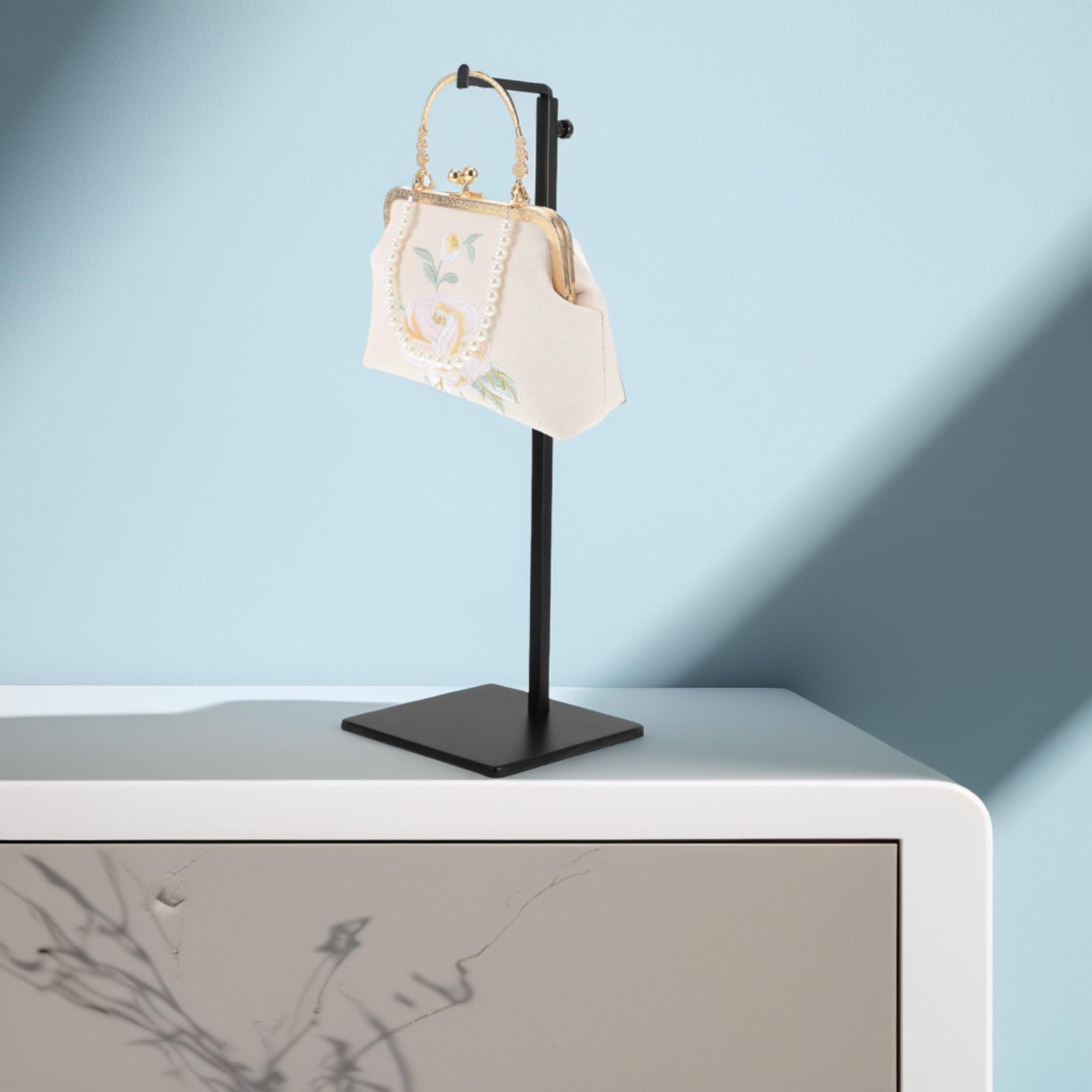 SUPVOX Expositor de Bolsos de Metal Ajustable Diseño en Forma de 7, Soporte Negro Mate para Mesa, Apto para Exhibición en Tiendas y Optimización de Espacio