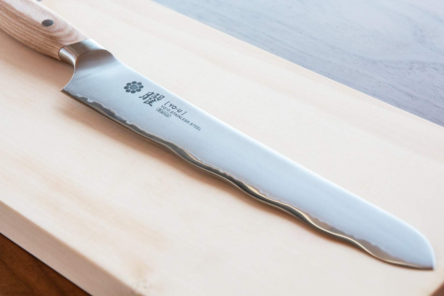 Amazon｜ヤクセル 包丁 23cm パン切り包丁 日本製 曜 bianco｜パン切り
