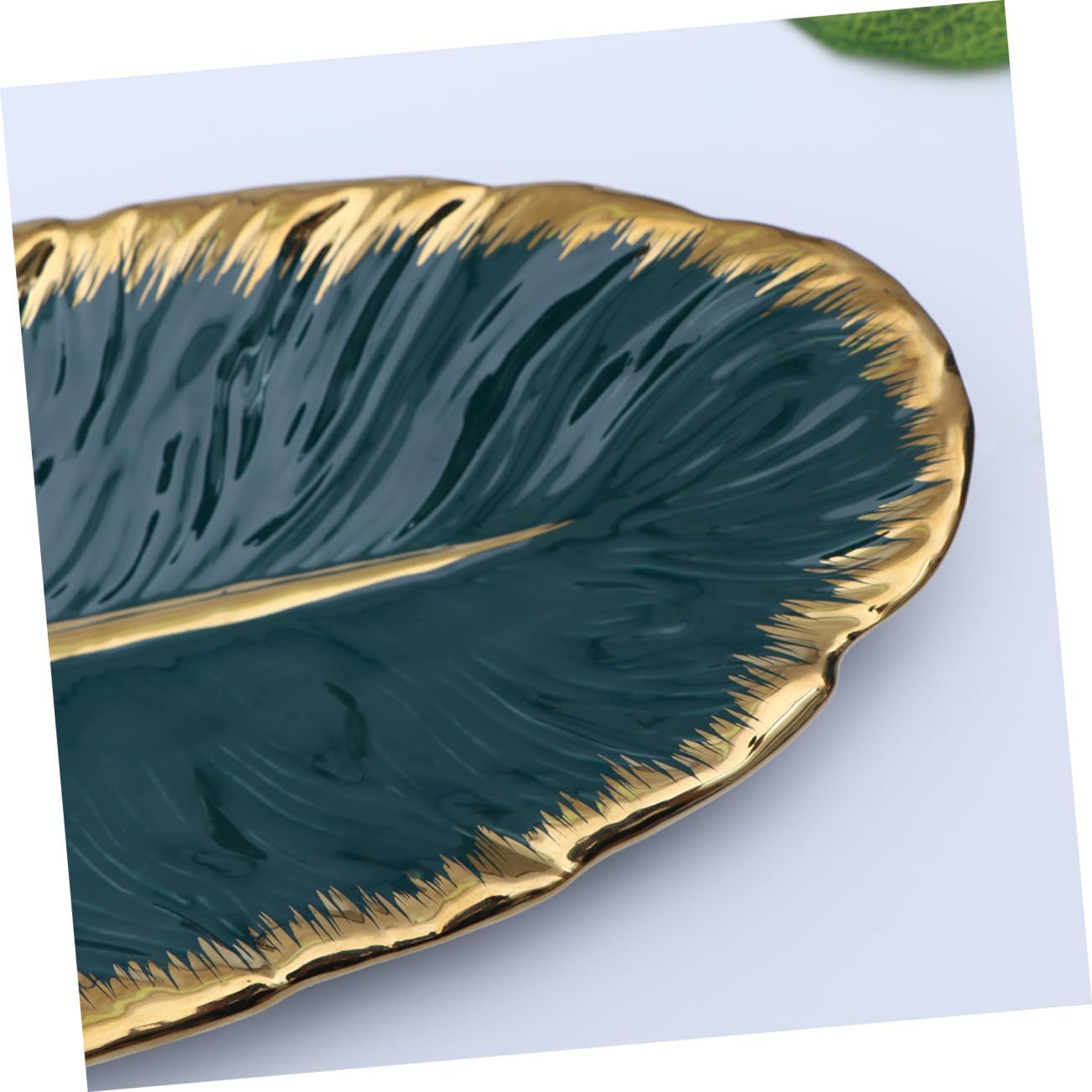 Zerodeko 1pc Ceramic Tableware Shape Plate Elegant Peacock Snack Tray for Steak and Fish for Parties and Celebrations Decorative and Functional Serving Dish