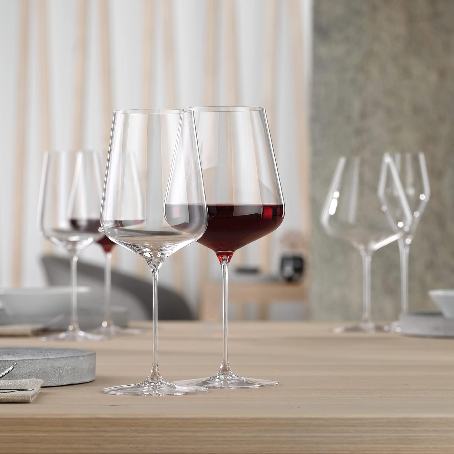 Spiegelau Definition Universal Big Wine Glasses, European Made Crystal Drinking Glass Set for White and Red Wines, Dinner, Birthday Party, Glassware, Home Bar Accessories, 538.6 g, Set of 4