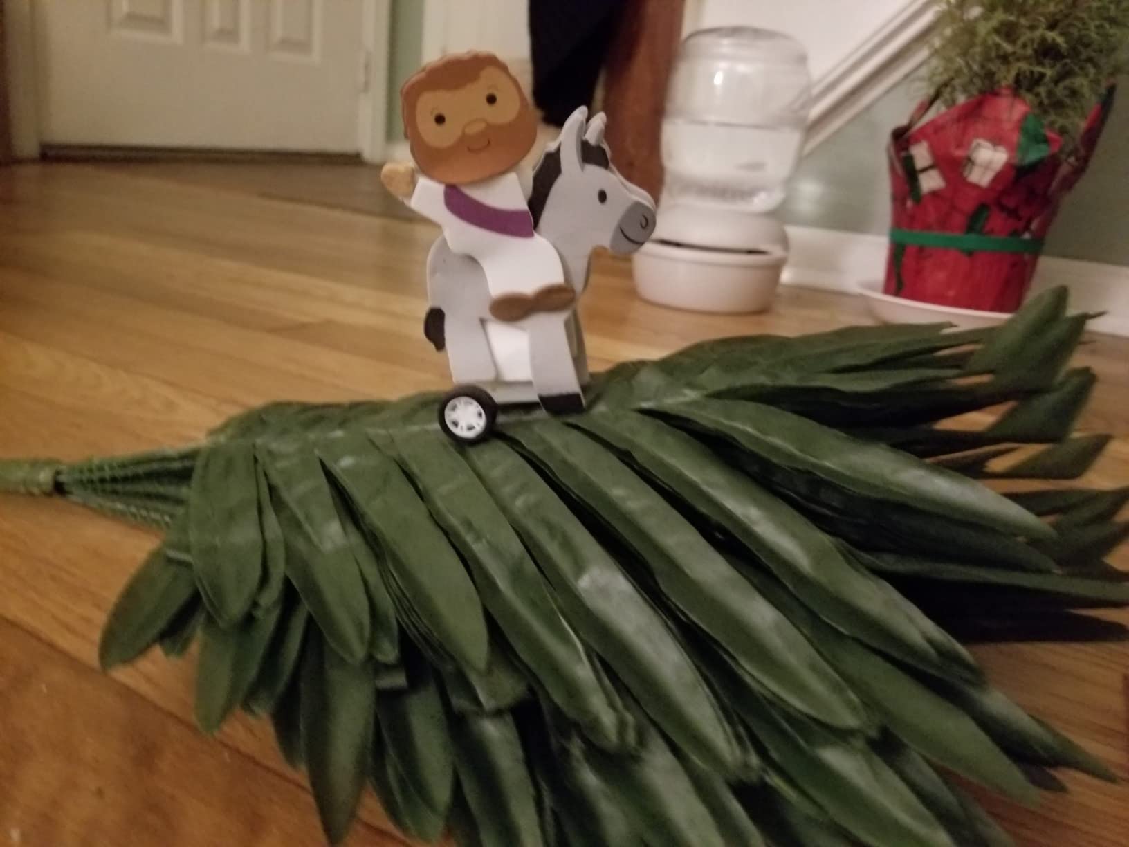 Package of 24 Silk Palm Leaves Grocery & Gourmet Food