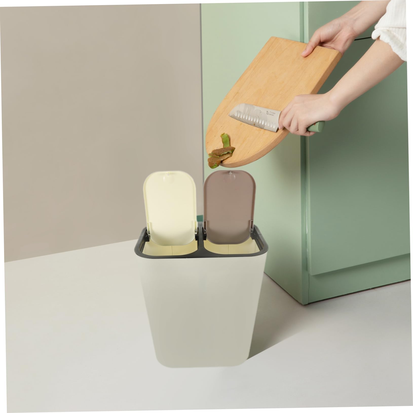 Cabilock Pattumiera Doppia Separazione Umido e Secco Coperchio per Raccolta Differenziata Capacità in Pp per Cucina e Altri Ambienti Domestici