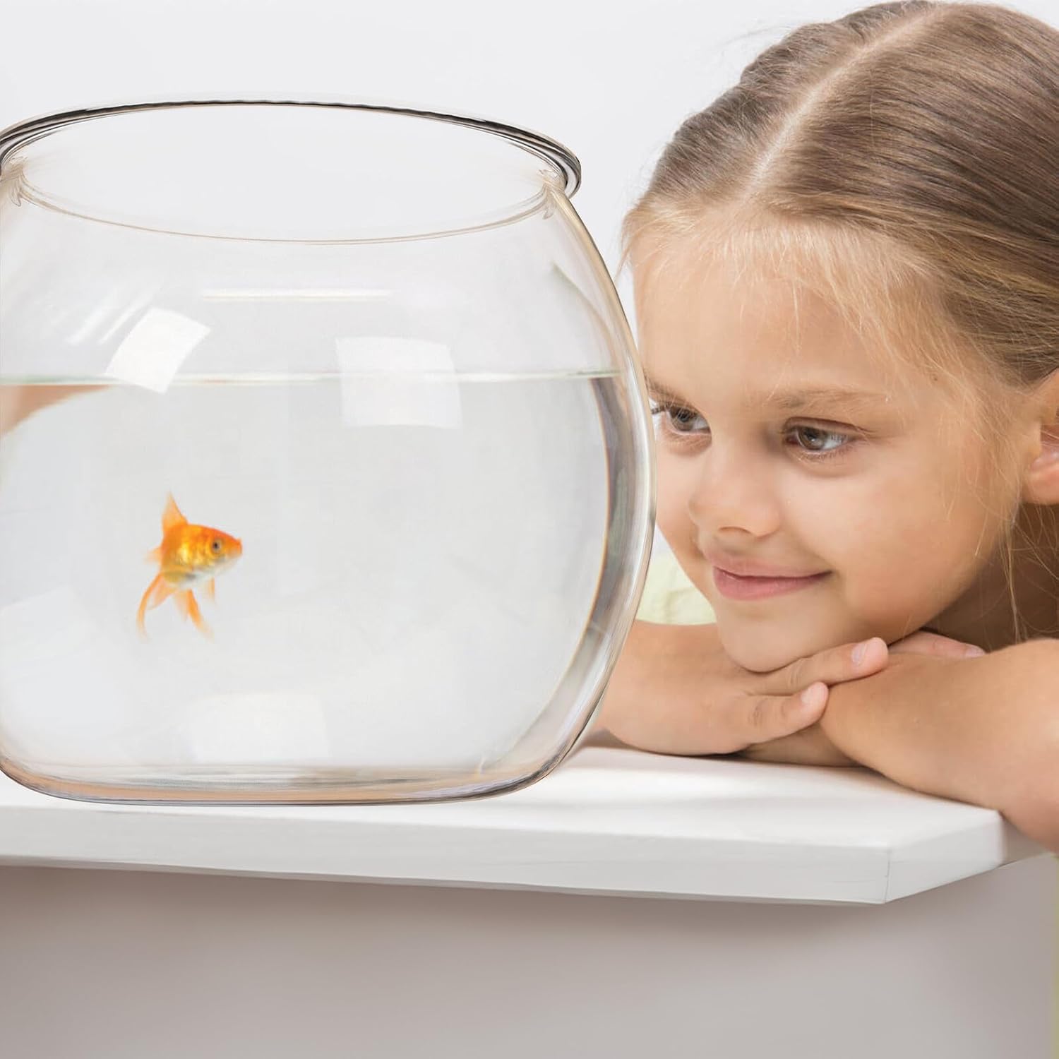 Unomor Portable Plastic Fish Bowl Small Goldfish Tank Lightweight Round Aquarium for Home Office Desktop Decoration