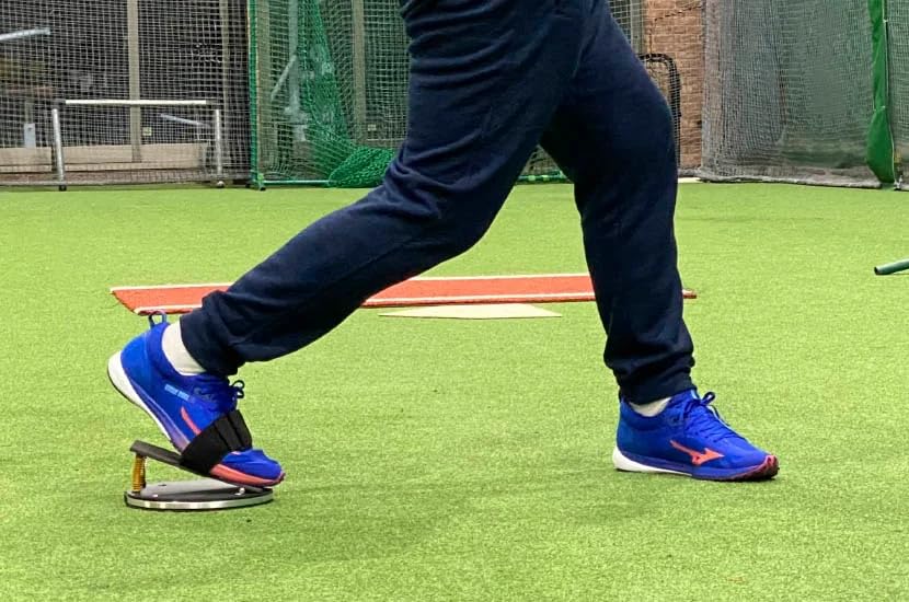Entrenador De Swing De Béisbol - Reinicio Automático, Pelota De Alta Densidad, Ajustable En Altura (Pesa 35 Lbs)