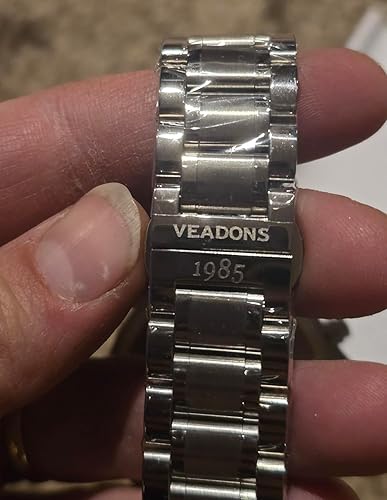Pretty, good weight, neat features