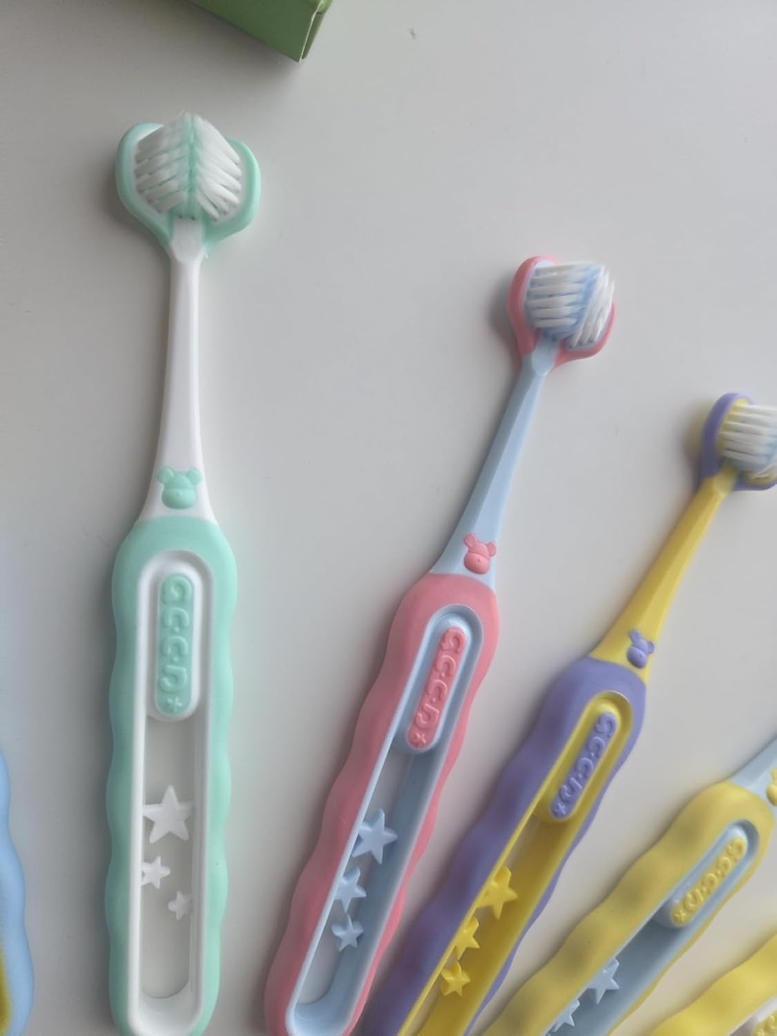 EASICUTI Baby Tongue Cleaner, 42Pcs Disposable Infant Toothbrush, Gauze Gum Cleaner Baby Oral Cleaning Stick Dental Care for 0-36 Months + Free 1 Finger Toothbrush