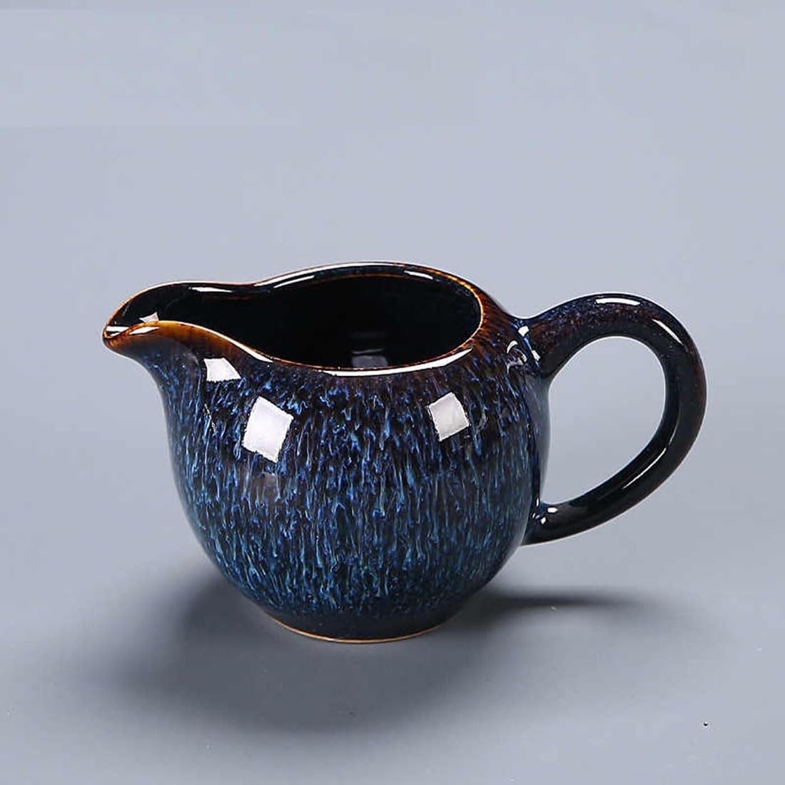 Liang baobao Gong Dao Cup 200ml Fair Cups, Brewing Tea Serving Pitcher Blue