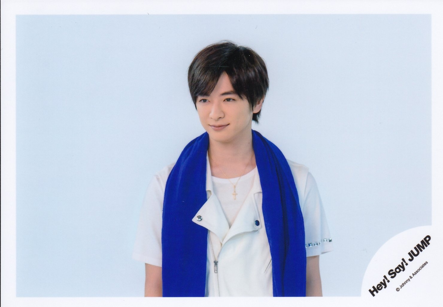 Amazon.co.jp: Hey! Say! JUMP 公式生写真 （知念侑李）HC00010 : おもちゃ
