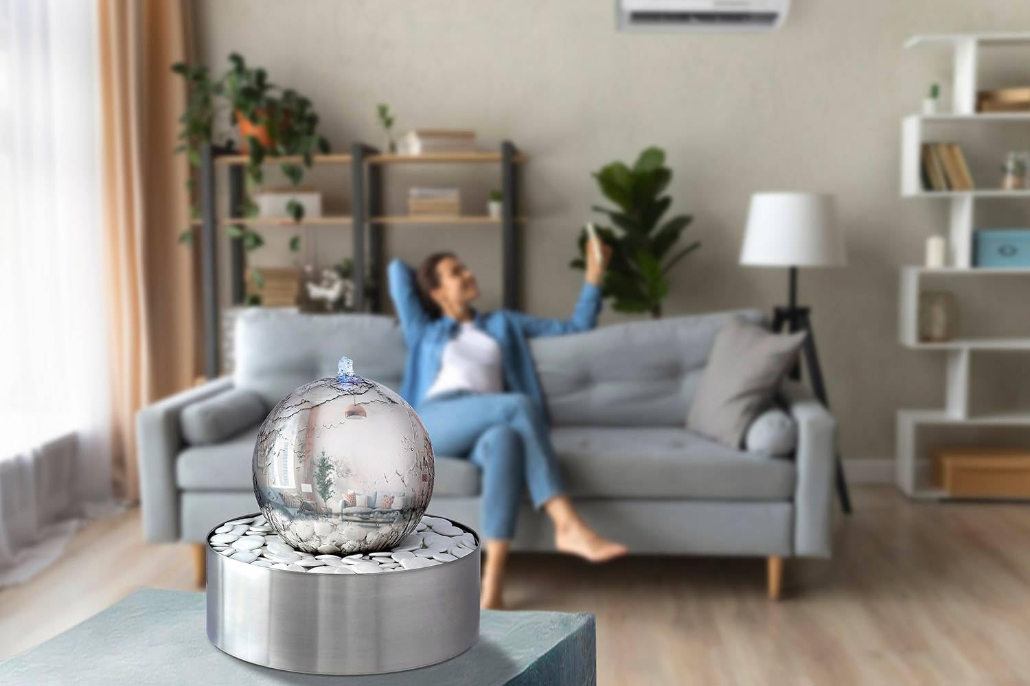 Sfera Cascata Artificiale da Giardino con LED Ø40 cm in Acciaio Inox con Pompa