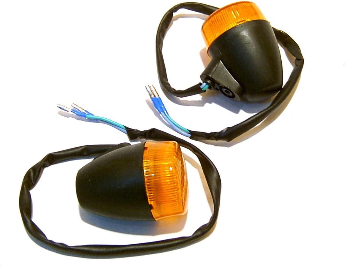 PAIR OF FRONT BLINKER/TURN SIGNAL WITH ORANGE LENS CHINESE SCOOTER MOPED ATV ETC. GY6 4 STROKE TAOTAO PEACE SUNNY JONWAY ROKETA JMSTAR ZNEN SUNL VIP BMS JCL TANK KAZUMA BAJA BENZHOU ETC