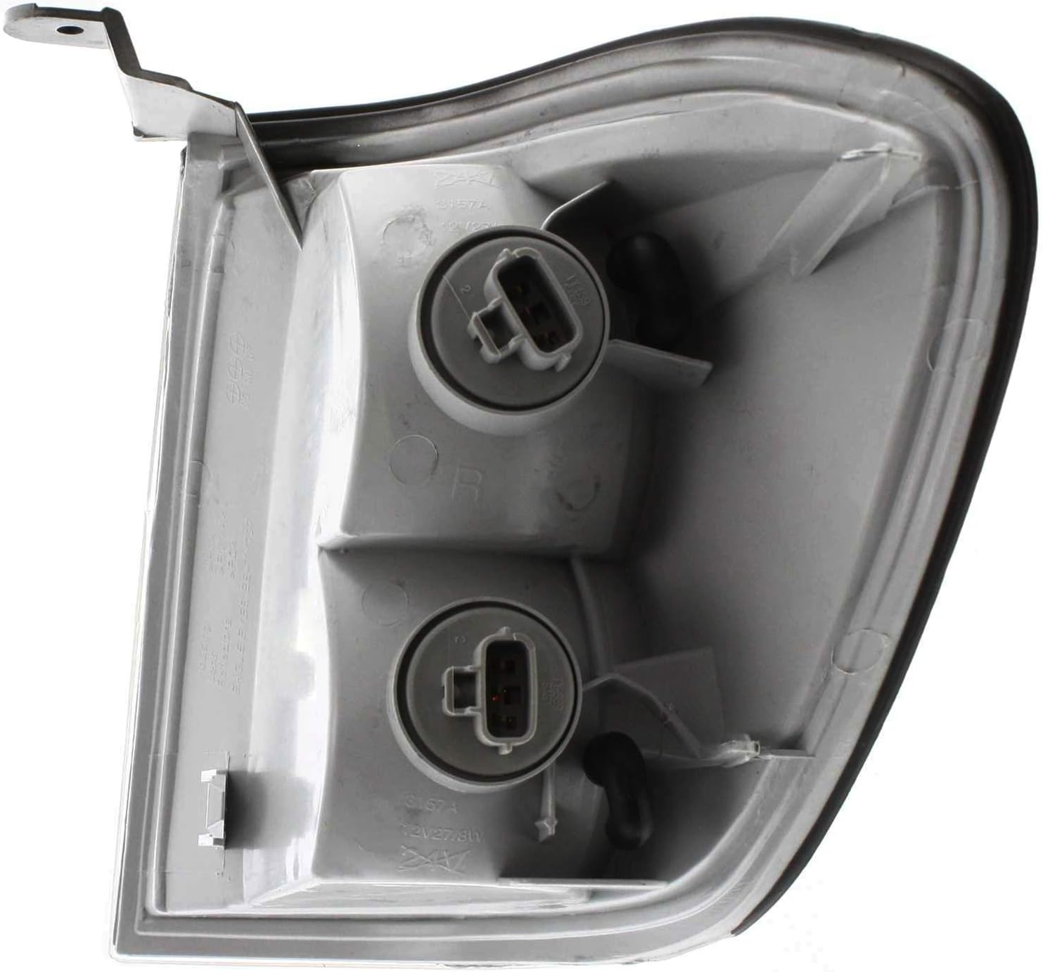 Garage-Pro Front Passenger Side Turn Signal Light Assembly, Turn Signal Bulb For 2005-2007 Toyota Tundra, 2005-2007 Toyota Sequoia Limited & SR5, Double Cab JCWT106909GP