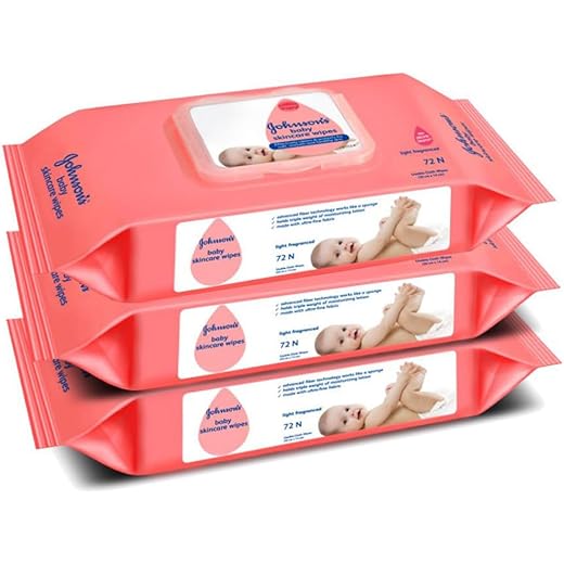 Johnson's Baby Wet Wipes | 216 Wipes | Alcohol & Soap Free | Prevents Rashes & Redness | with 3X Moisturising Lotion | As Mild as Pure Water | Enriched with Glycerin |