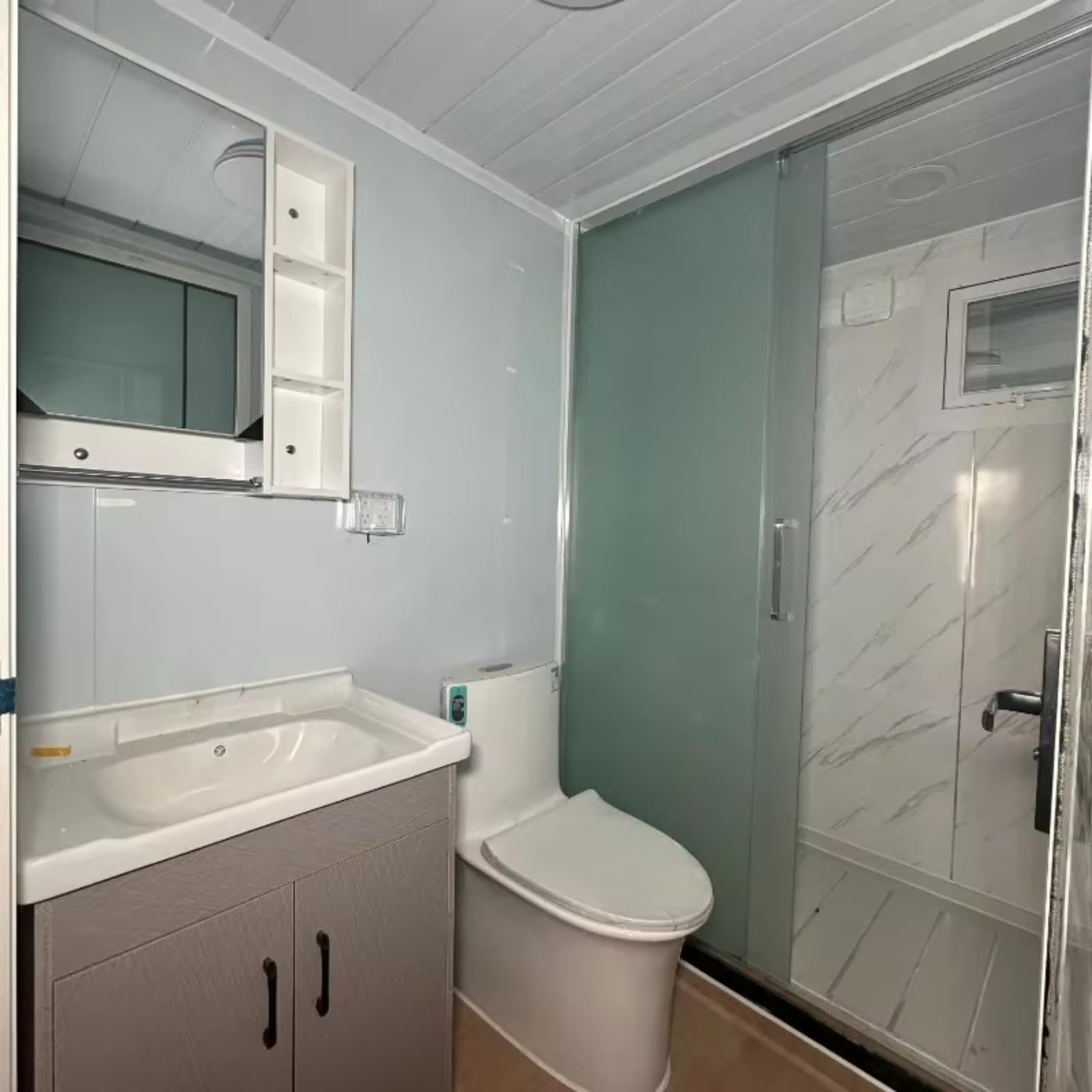 Prefab Tiny Home for Sale, 20ft Expandable Container House Contains 2 Bedrooms, Kitchen and Bathroom Tiny House to Live in for Adults Mobile Foldable Home
