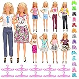 🎁Zufällige Versand: Schöne Modische Kleid, Rock, Top, Hosen, Schuhe für Puppen. Alle unsere Kleider für Puppen sind spezielll entworfen, um Ihnen eine schöne und traumhafte Erfahrung zu bieten. Zufällige Versand. Überraschung beim Erhalten.