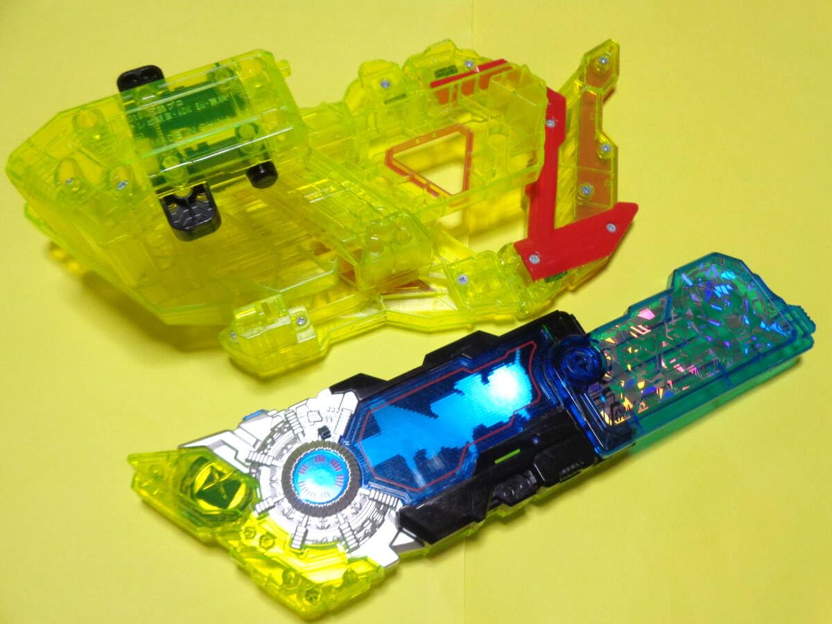 DX飛電ゼロワンドライバー DXゼロツードライバー 仮面ライダーゼロワン Amazon.co.jp: ライダーゼロワン 01/変身ベルト DX 飛電ゼロワン