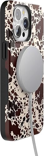 Vista 1005 de Casely Funda para iPhone 15 Pro Jardín Secreto Flores mixtas Funda atrevida Compatible con MagSafe y botón de acción Jardín Secreto Floral