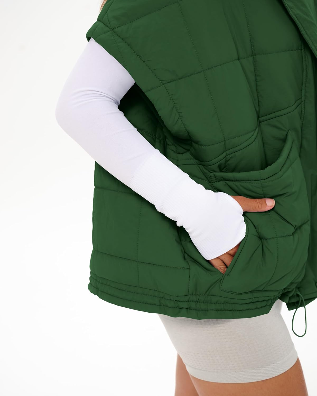 Locachy Women's Oversized Quilted Bubble Puffer Vest Lightweight Zip Up Button Padded Jacket with Hood
