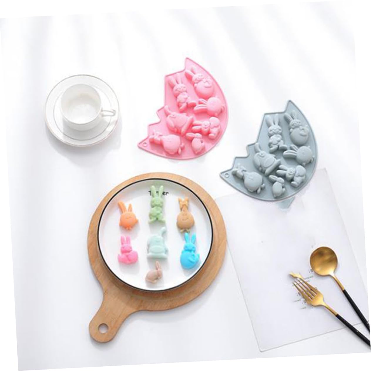Amosfun 3 Juegos Molde Para Hornear Conejo Chocolatinas Chocolates Budín Moldes De Gomitas De Frutas Moldes Para Panqueques De Halloween Molde De Pastel Con Tema De Pascua 2 Piezas * 3