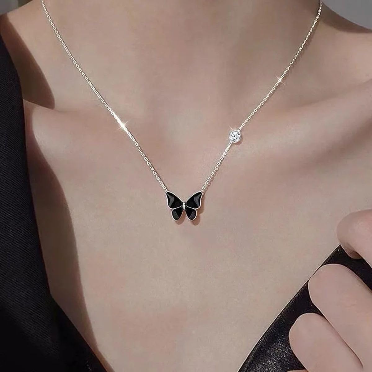 Nuova collana in argento sterling 925 con farfalla nera femminile squisita catena clavicola ciondolo temperamento regali per gli amici decorazione gioielli commemorativi con te accessori alla