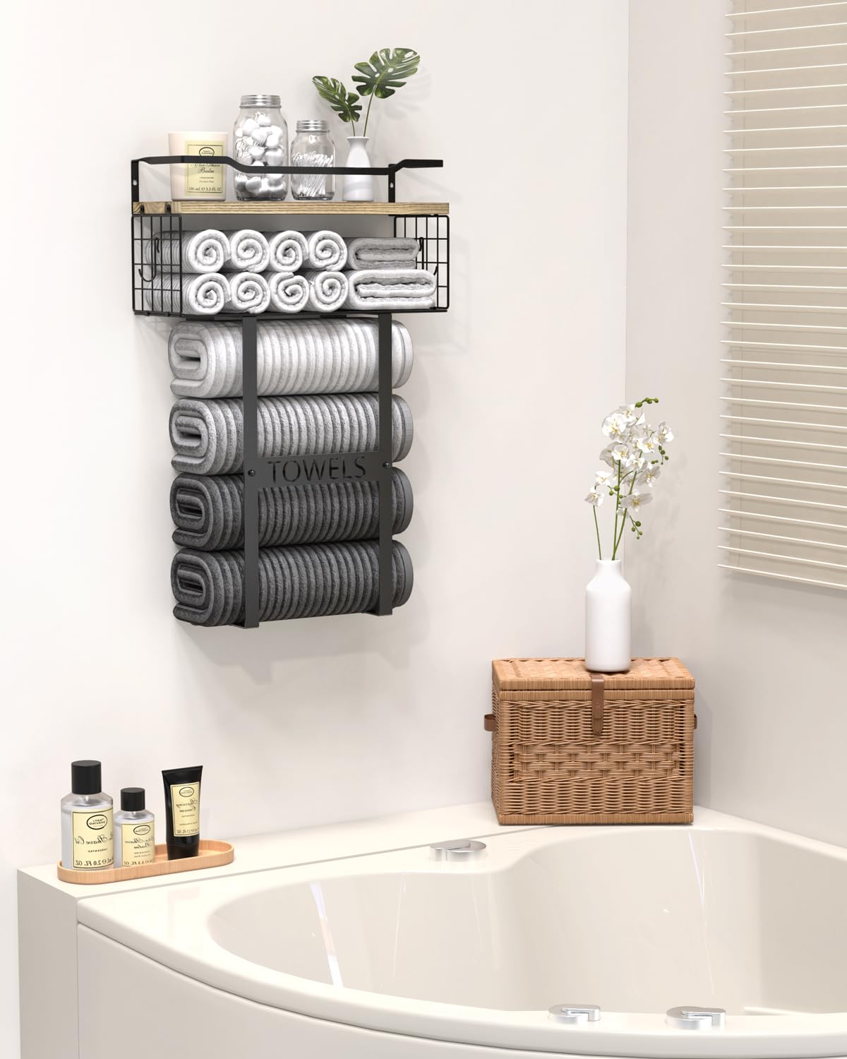 Toalleros para baño montado en la pared, juego de toalleros de pared de baño sobre almacenamiento de inodoro, organizador de toallas enrollado para baño pequeño, toallero vertical de madera para 3