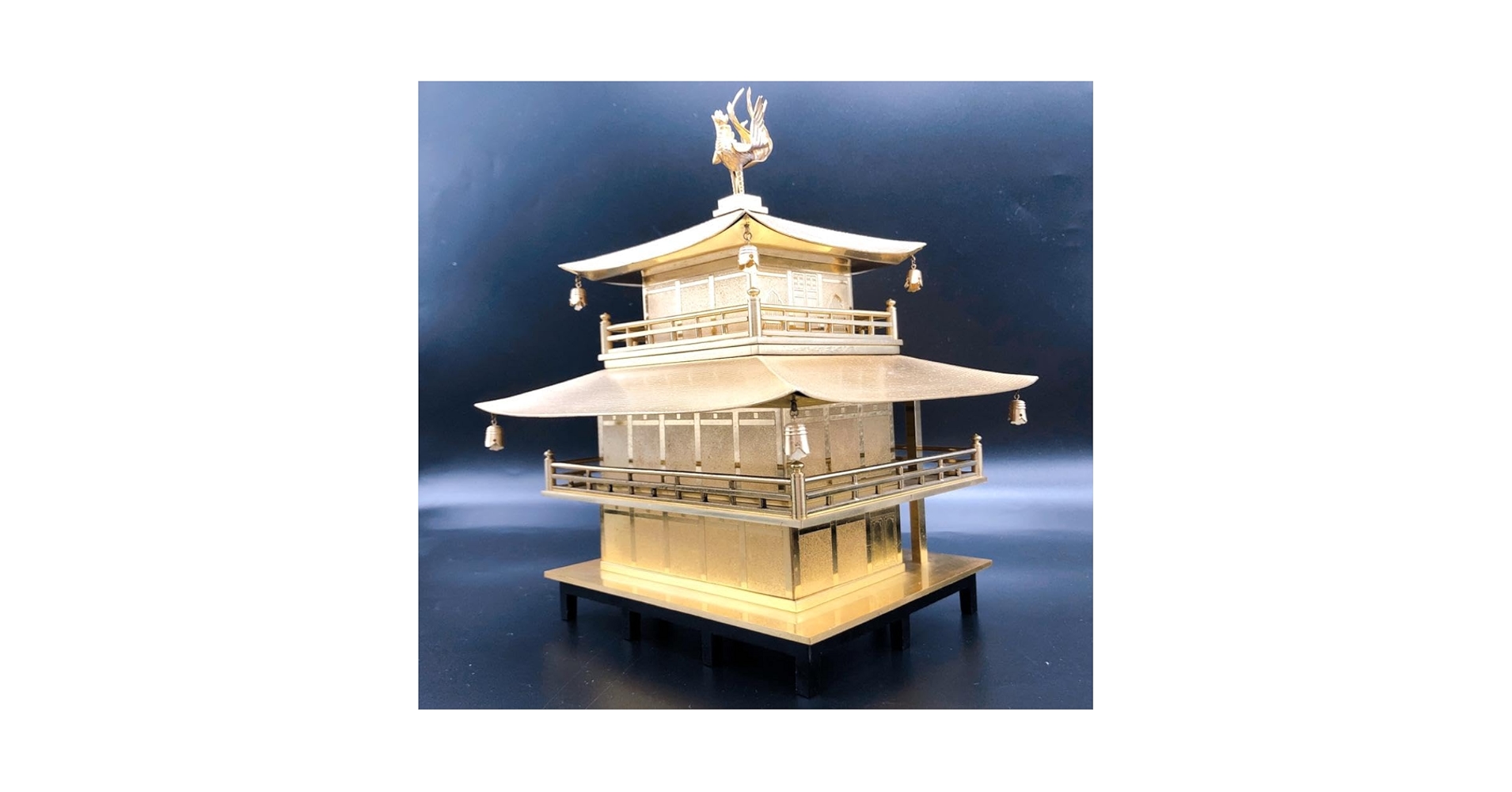 金閣寺オブジェ Amazon.co.jp: 金閣寺 置物 模型 オブジェ 鳳凰 インテリア 金
