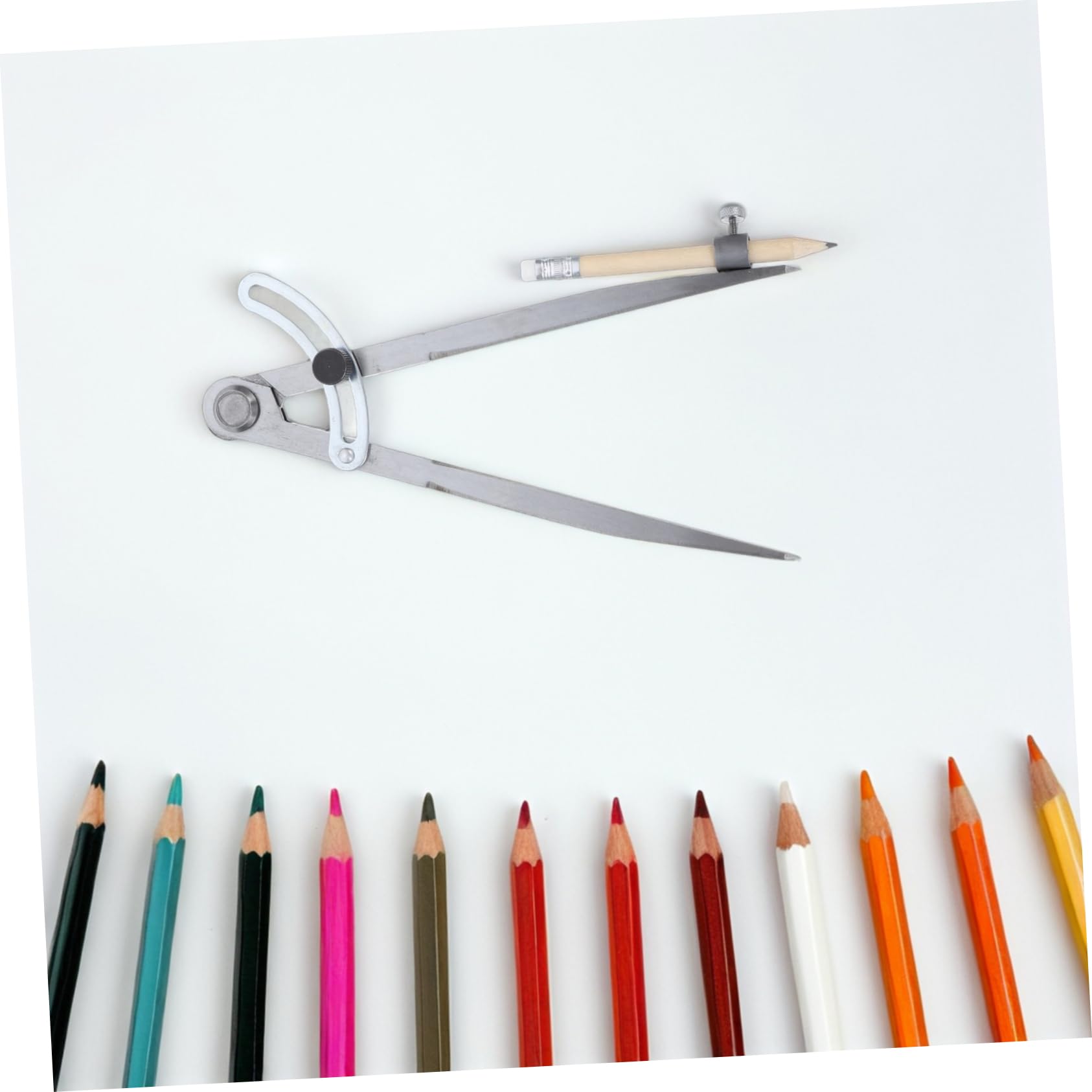 Compasso da Disegno Tecnico con Aletta in Acciaio al Carbonio | Set 1 Pezzo, con Porta-matita e 5 Matite Incluse, per Misurazioni Precise e Uso Pratico