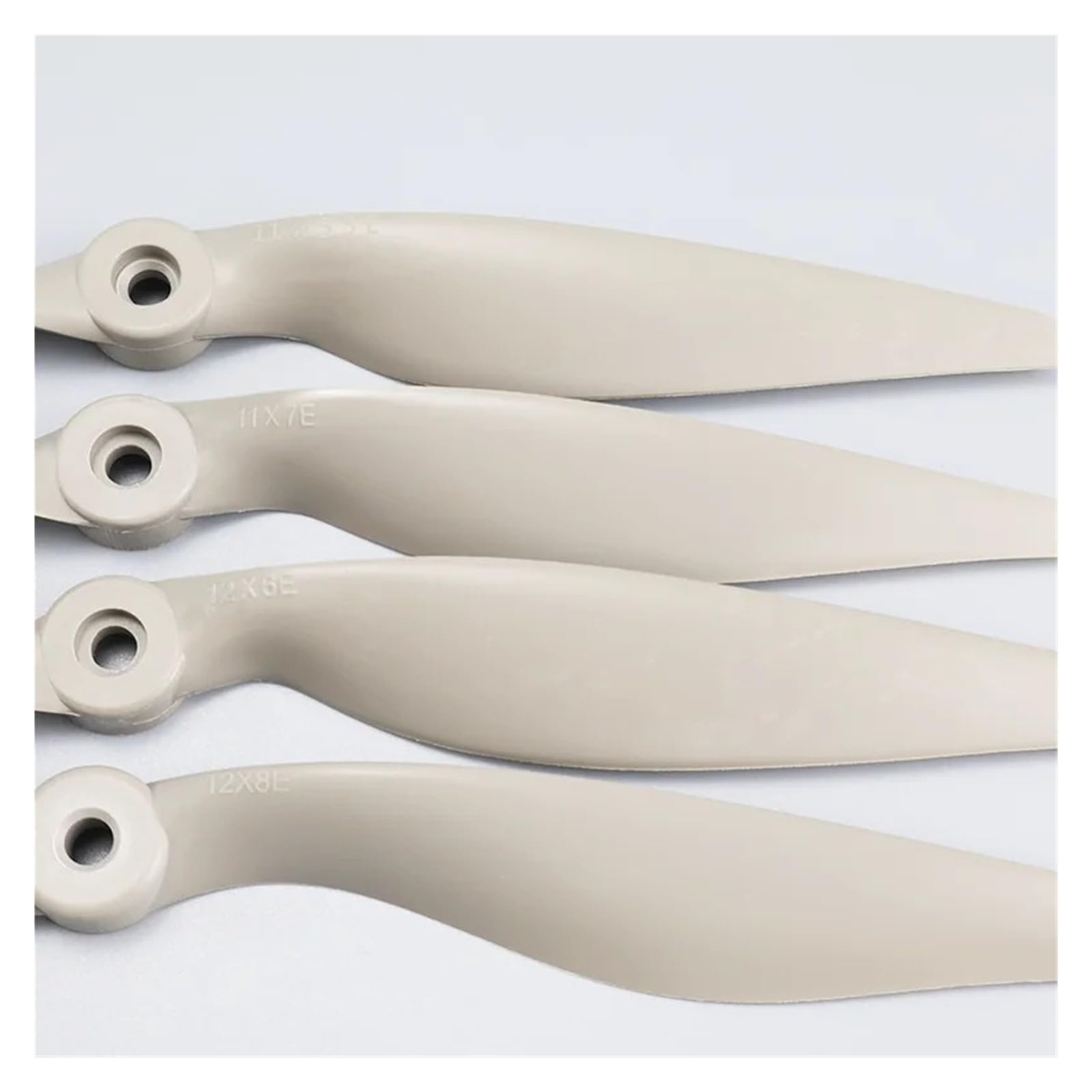 Nylonpropeller 5x5/6x4/8x4/7x5/8x6, for RC-Flugzeug