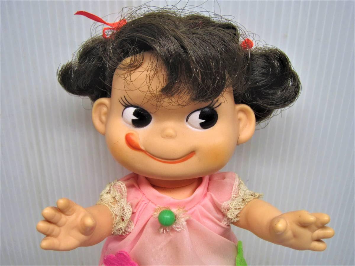 Amazon.co.jp: 希少品 不二家 植毛タイプ 着せ替え ペコちゃん ソフビ