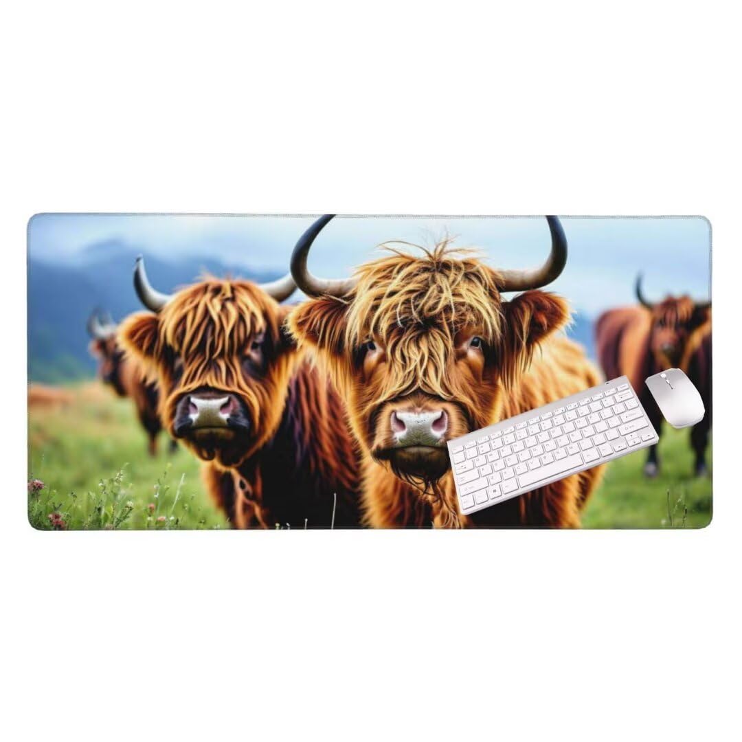 Alfombrilla de ratón 1400x600x3 MM, Alfombrilla Ratón XXL Extendida de Gran Tamaño con Bordes Cosidos, Base de Goma Antideslizante Almohadilla para Teclado, Ganado de tierras altas de animales S-2951