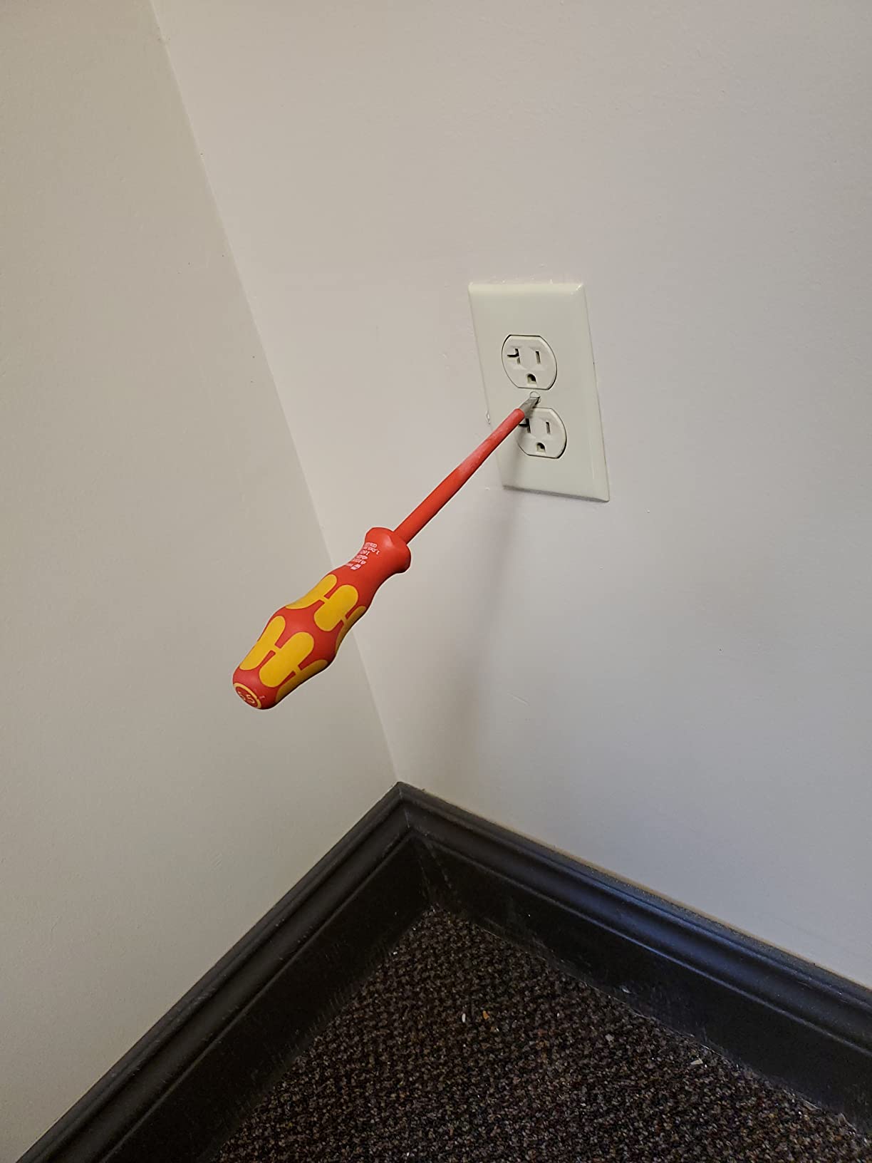 Wera - 5006145001 Kraftform Plus 160i/6 Insulated Professional Screwdriver Set, 6-Piece photo review